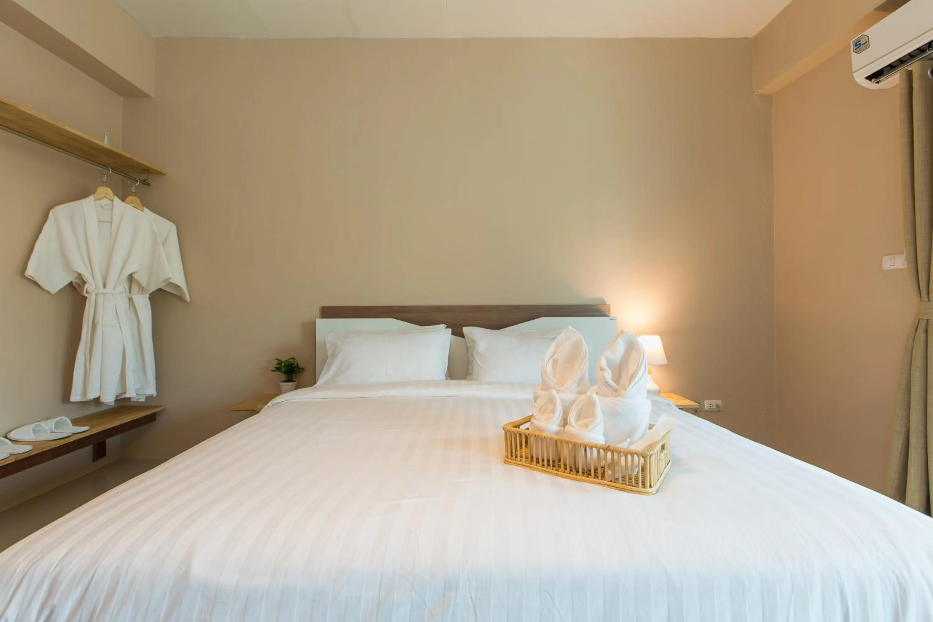 Bed in Habitat Hotel