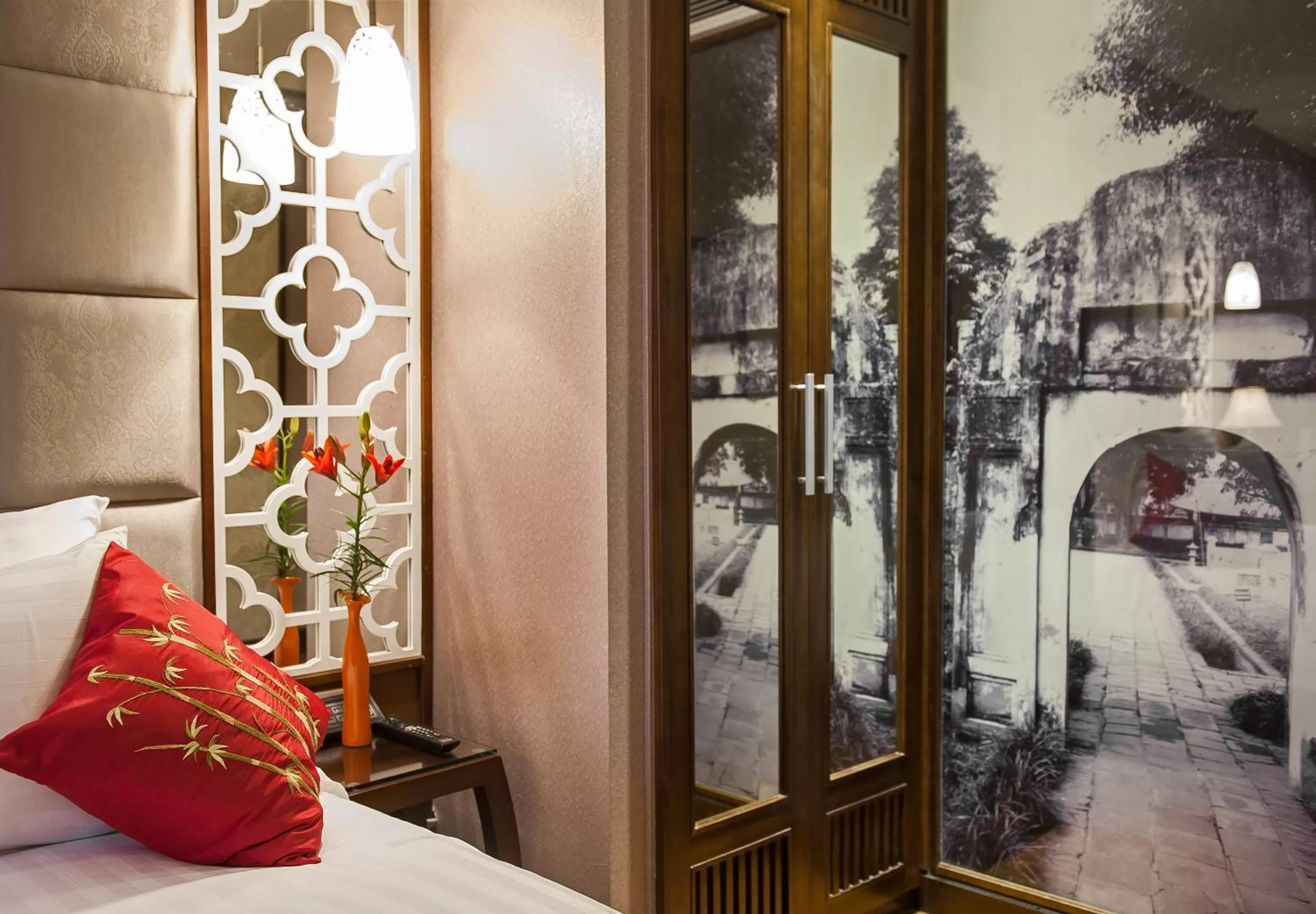 Living room, Bed in Classy Holiday Hotel & Spa