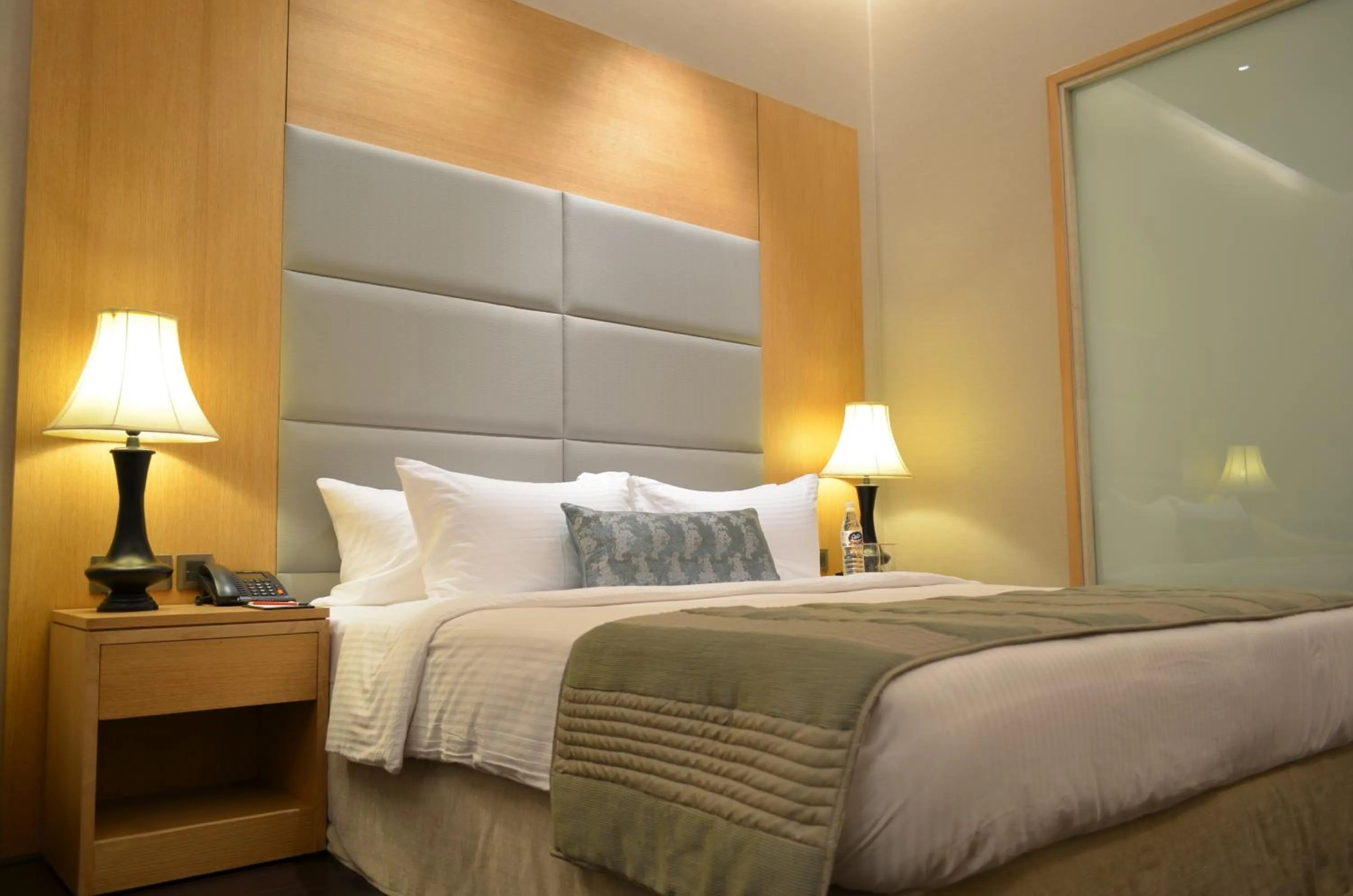 Bedroom, Bed in The Umrao