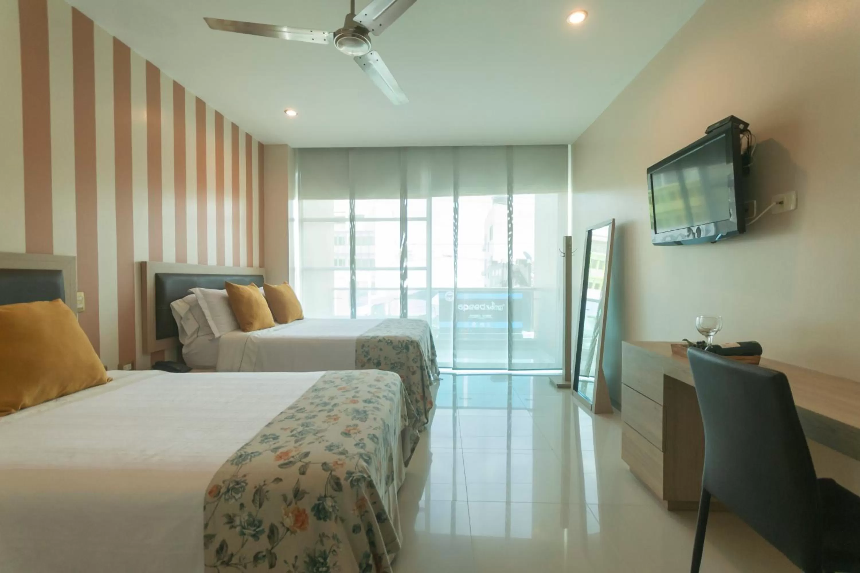 Bed in Hotel Santorini Loft