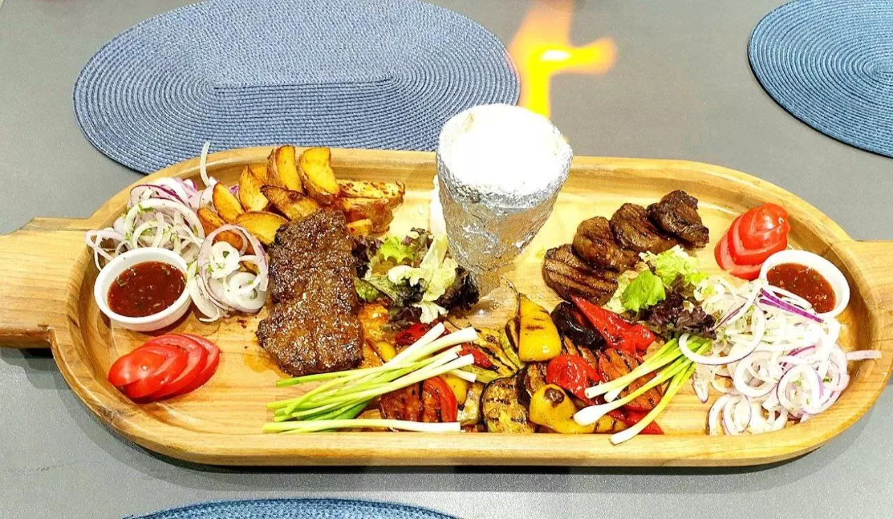 Restaurant/places to eat, Food in Samarqand Darvoza