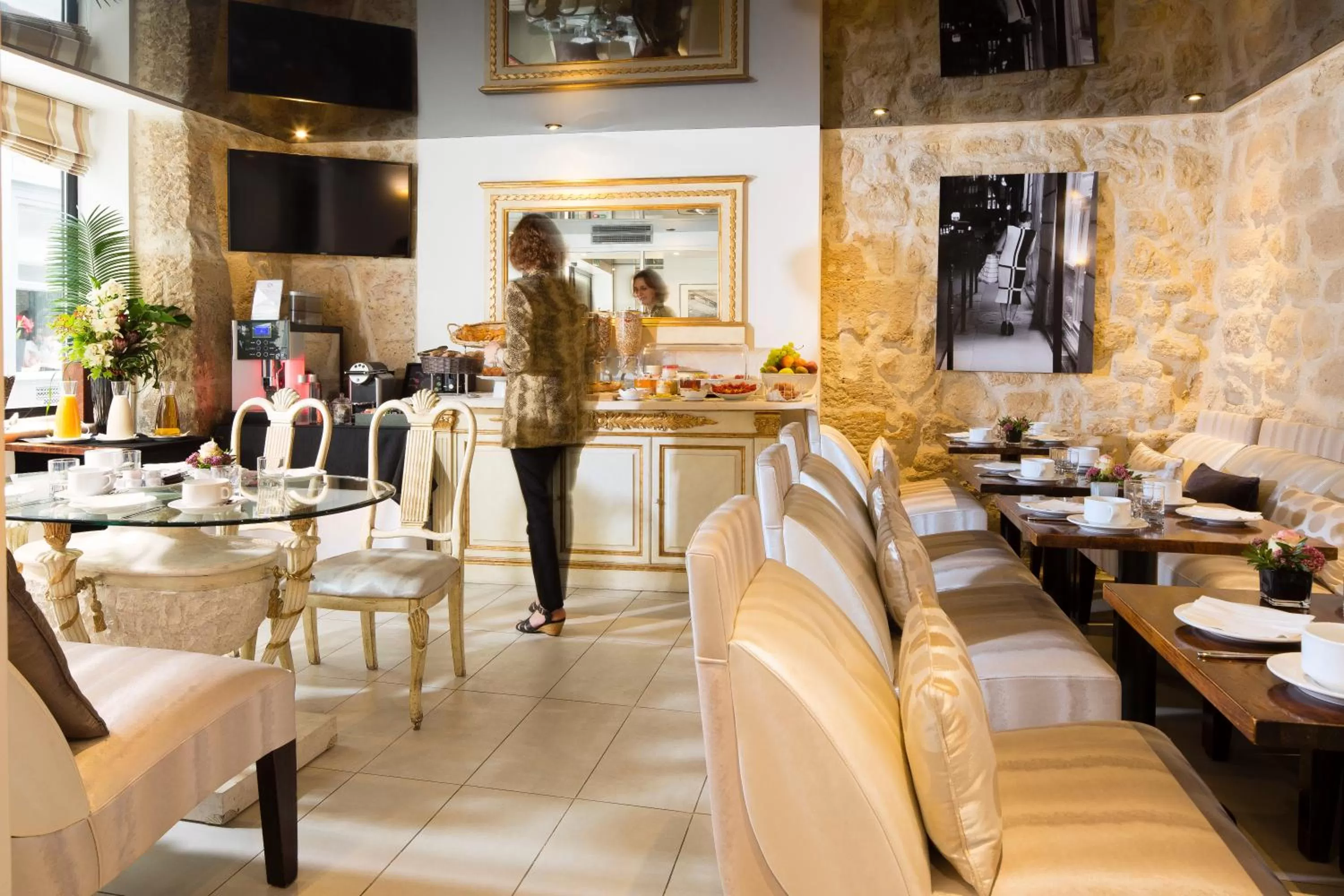 Buffet breakfast in Lion d'Or Paris Hotel