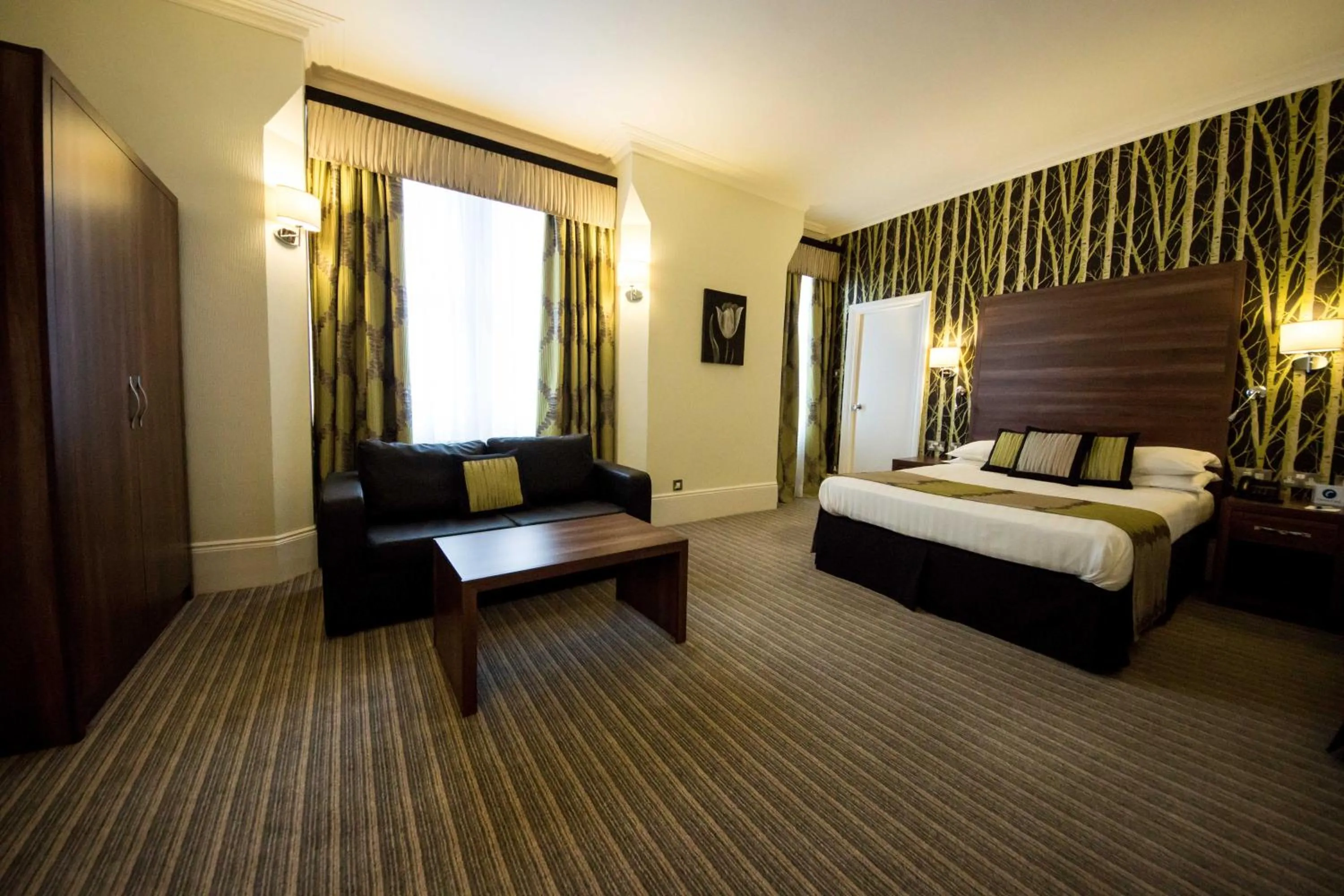 Bedroom, Bed in Best Western York House Hotel