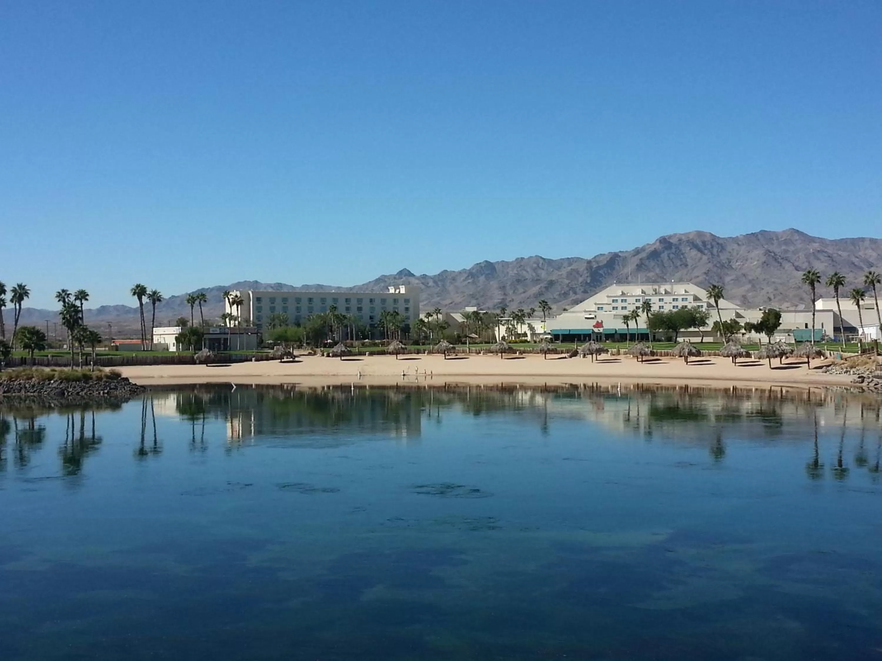 Facade/entrance in Avi Resort & Casino
