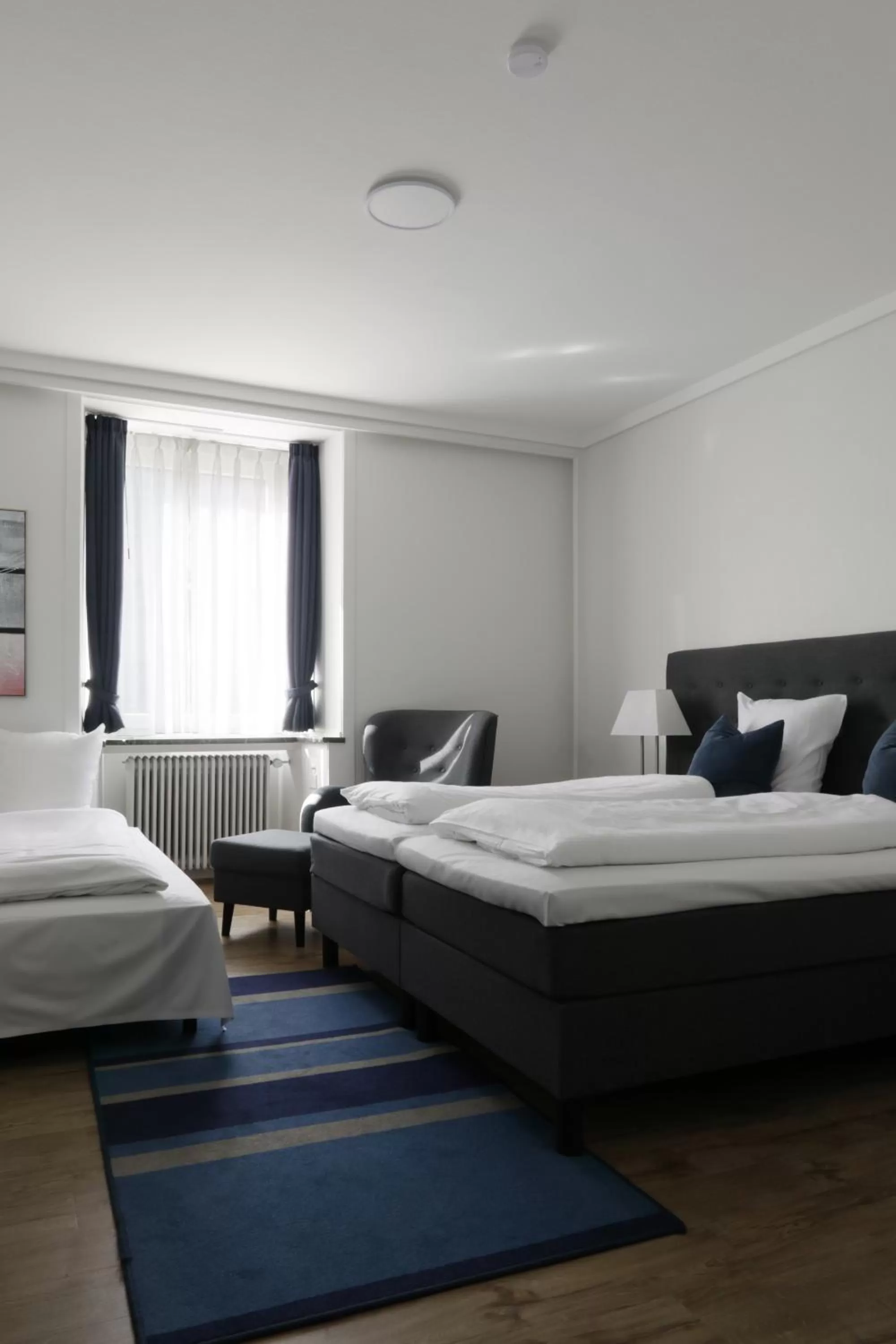 Bedroom in Helnan Phønix Hotel