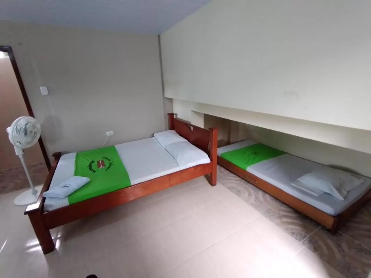 Photo of the whole room, Bed in Ecocabañas Manguare
