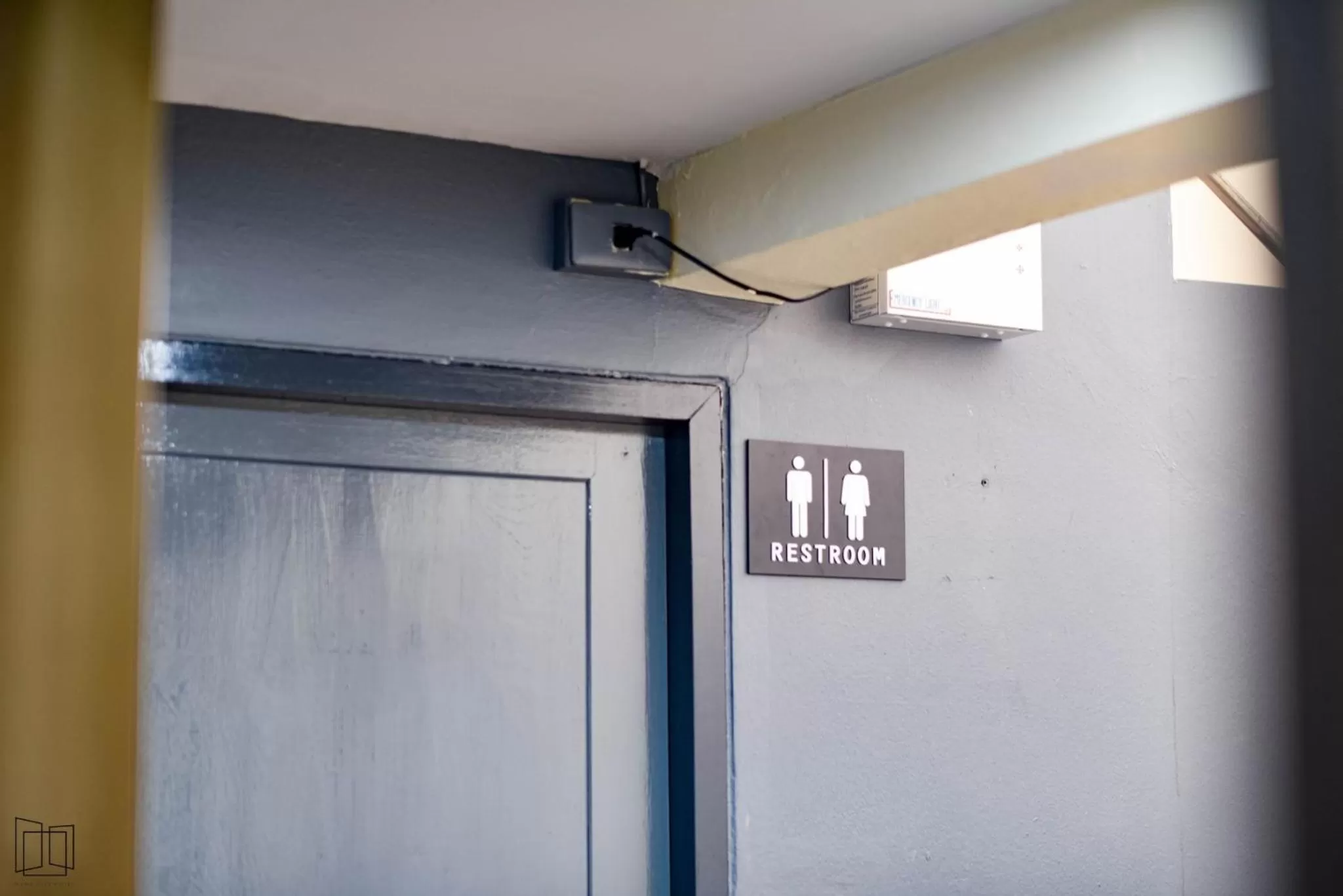 TV/Entertainment Center in Nana City Hotel