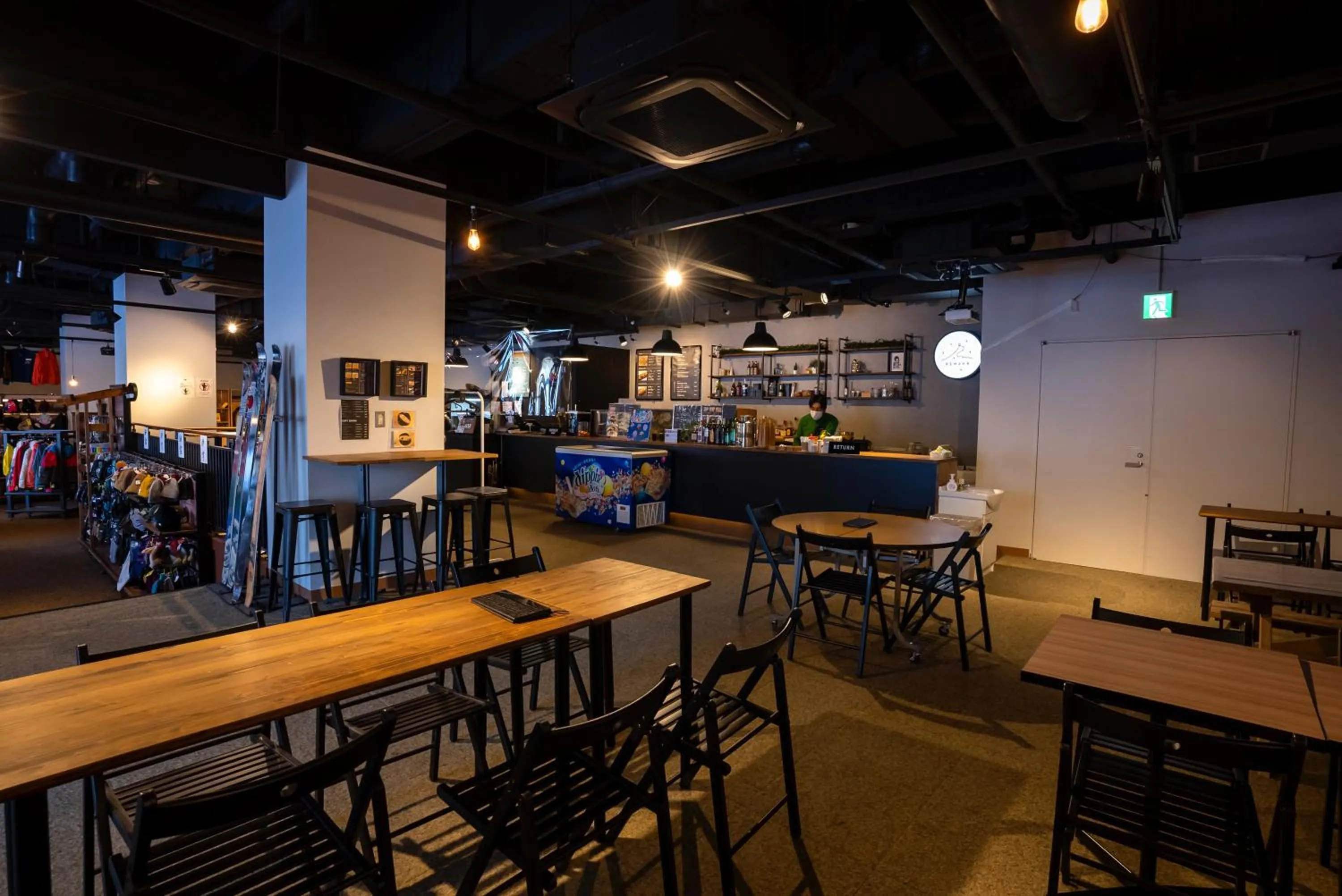 Restaurant/places to eat in Lotte Arai Resort