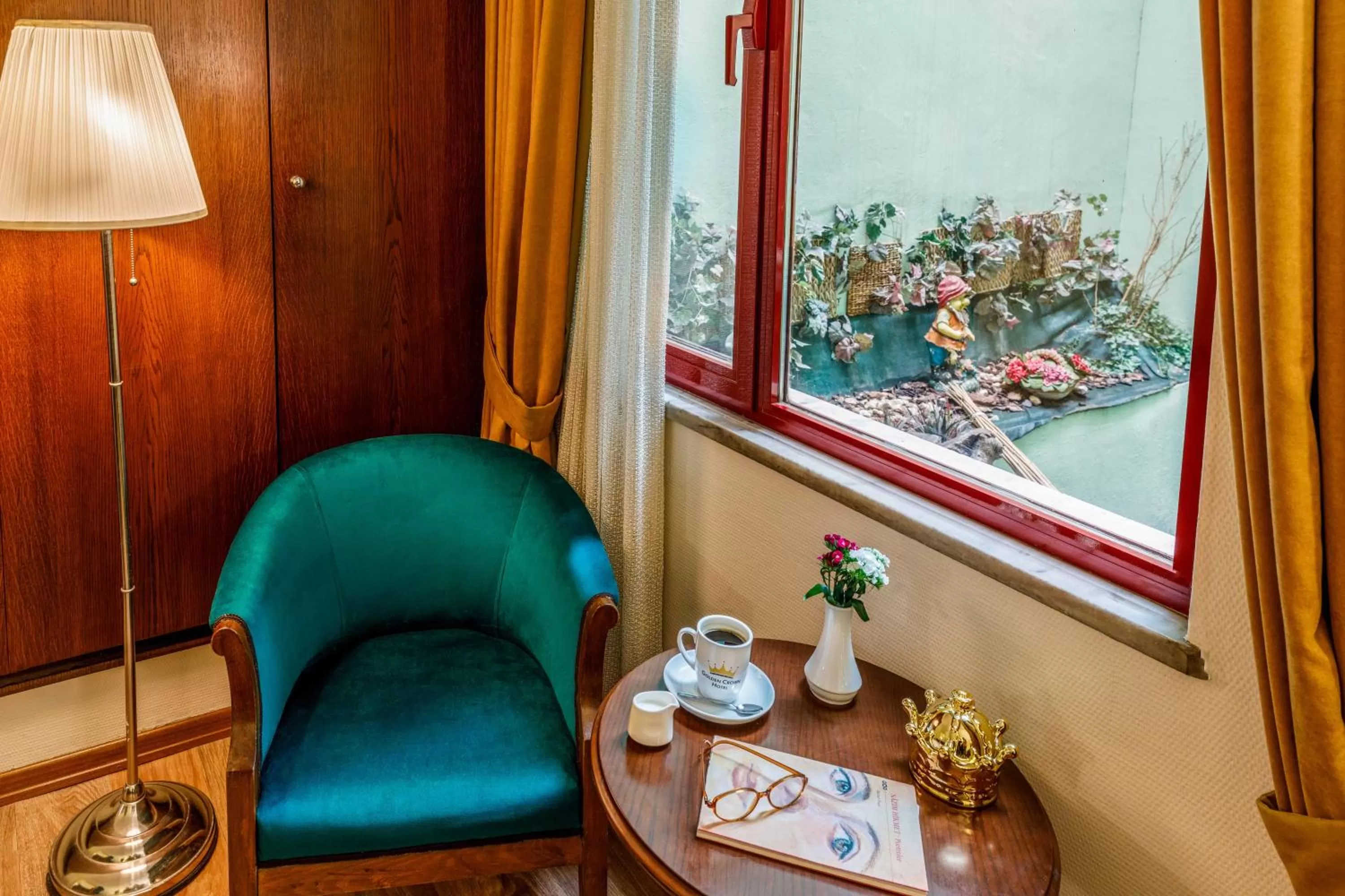 Massage in Golden Crown Hotel