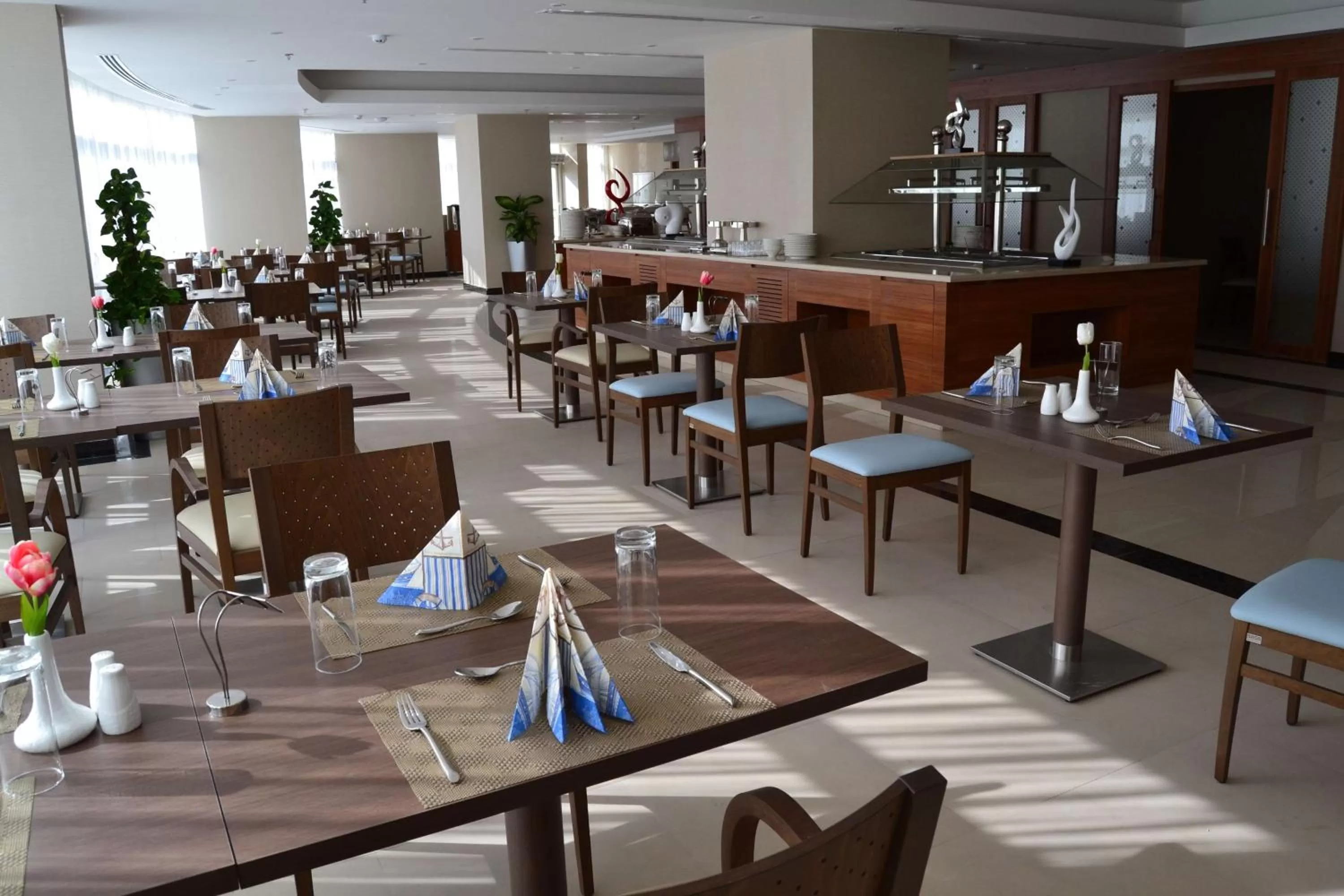 Restaurant/places to eat in Best Western Plus Buraidah