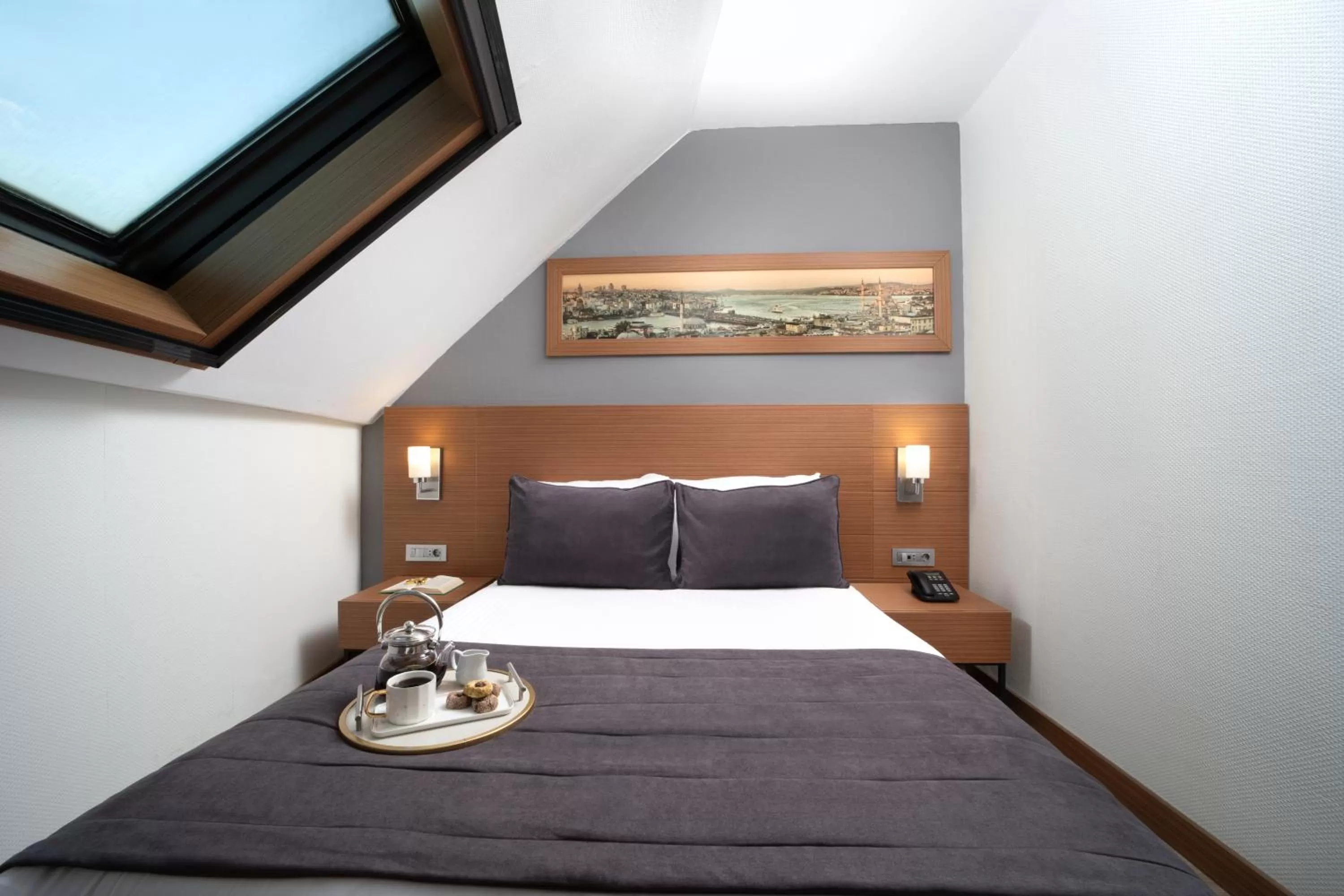 Photo of the whole room, Bed in Orka Royal Hotel & Spa