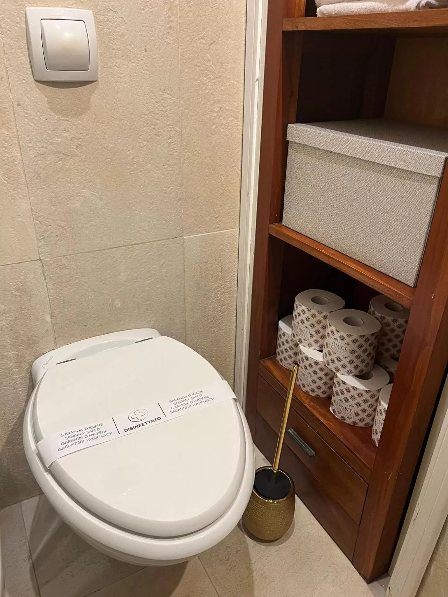 Toilet in Corte del Doge di Rialto