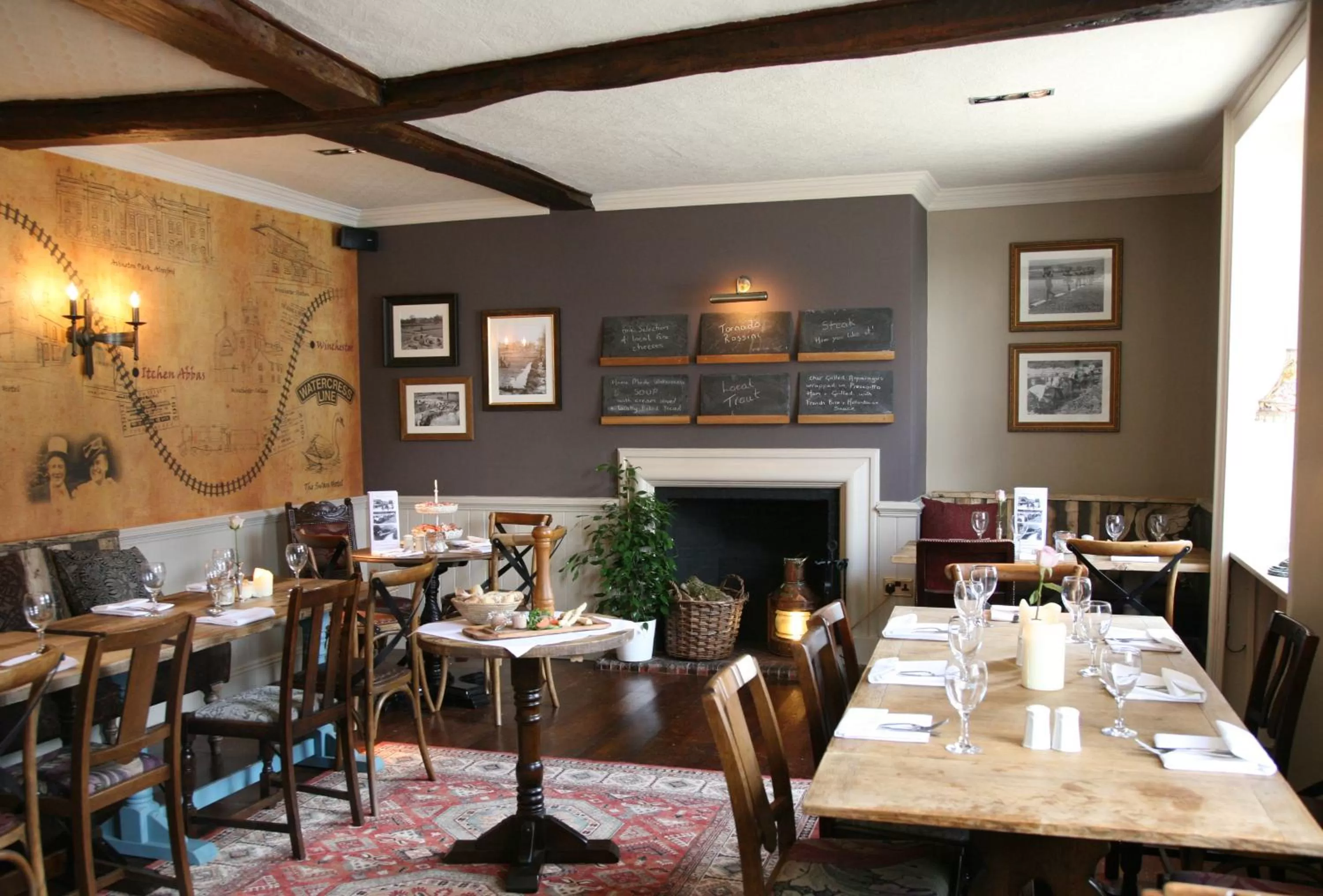 Restaurant/places to eat in The Swan Hotel, Alresford