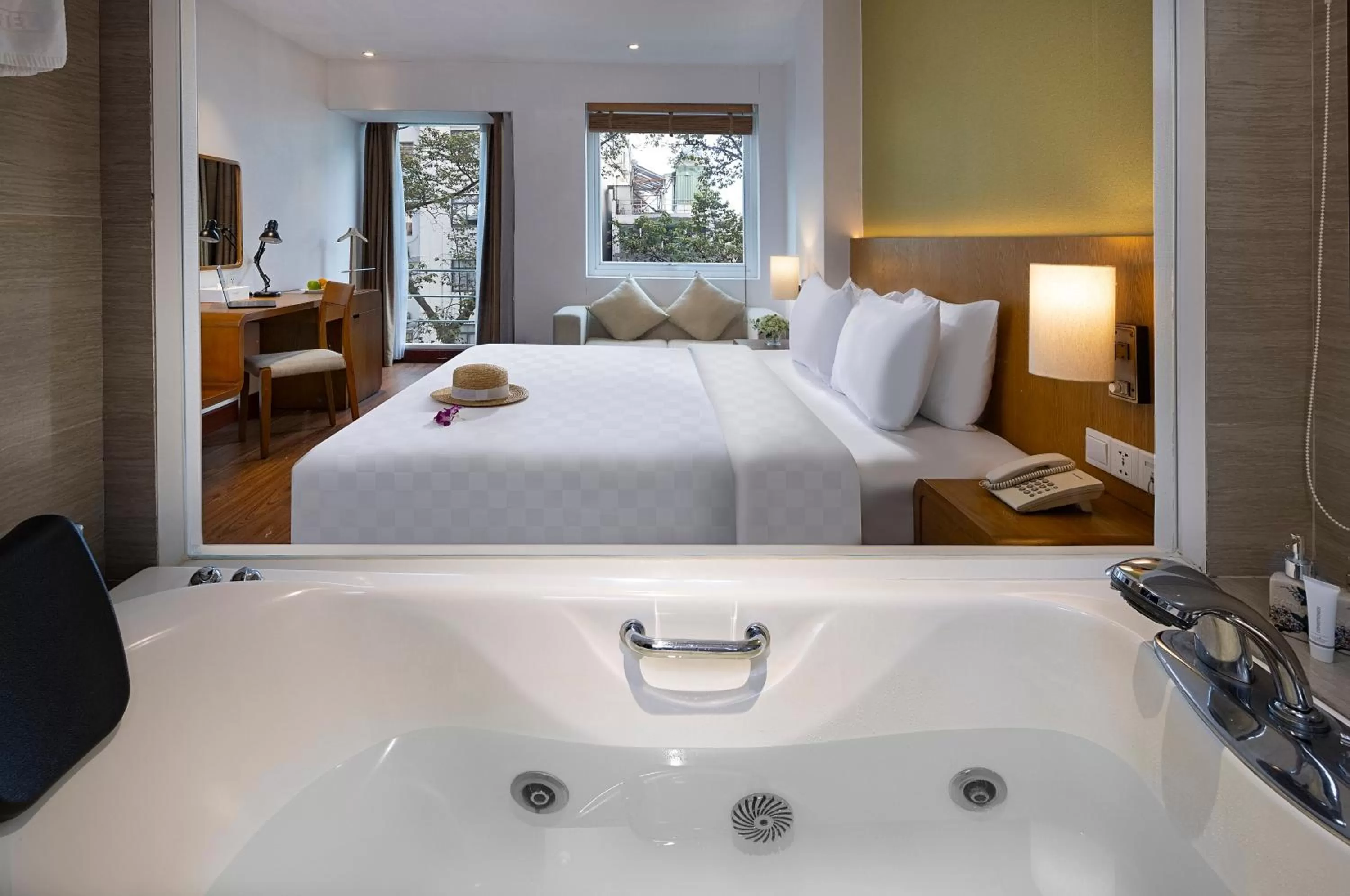 Bed in Harmony Saigon Hotel & Spa