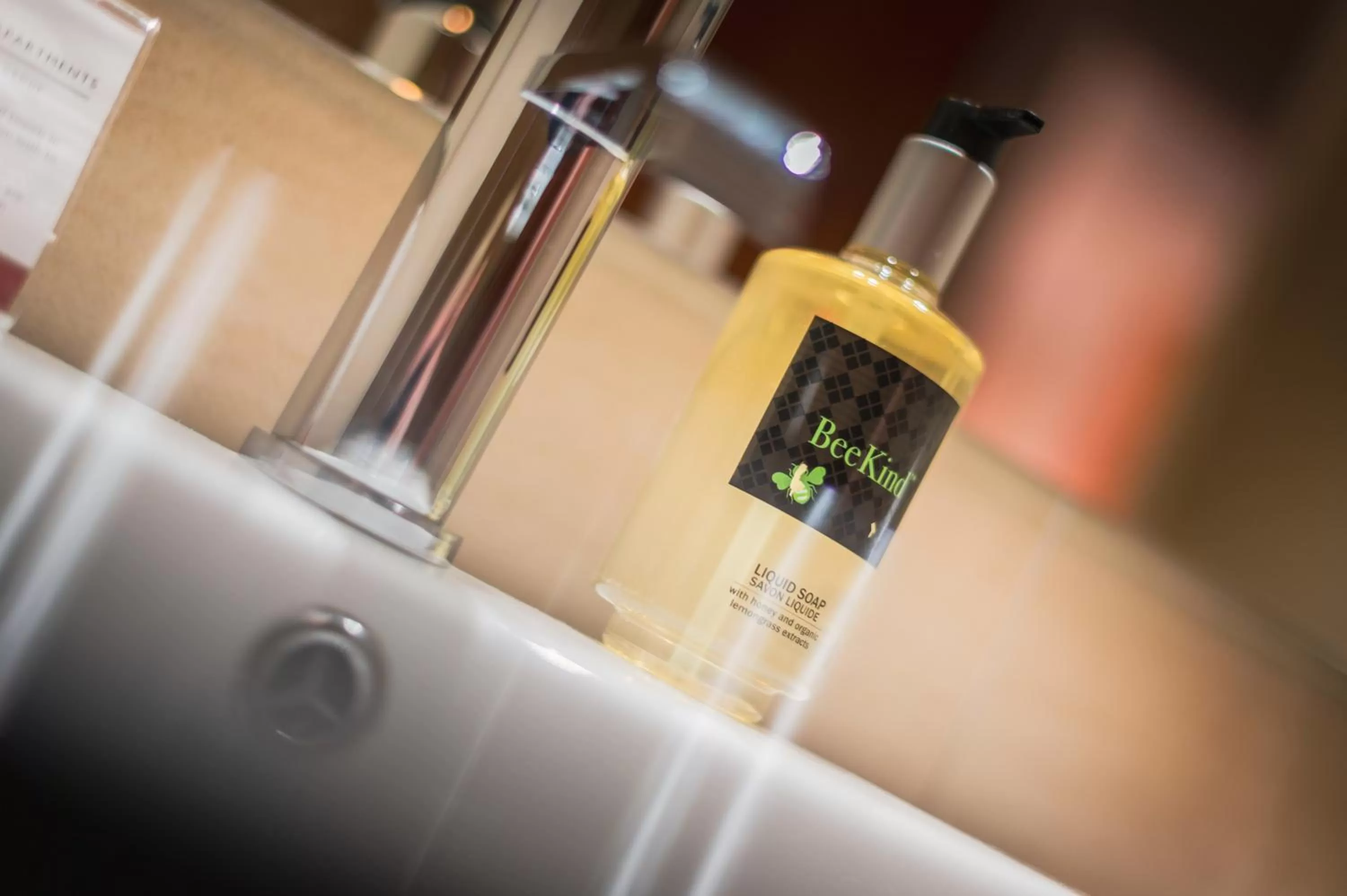 Bathroom in The Knight Residence by Mansley