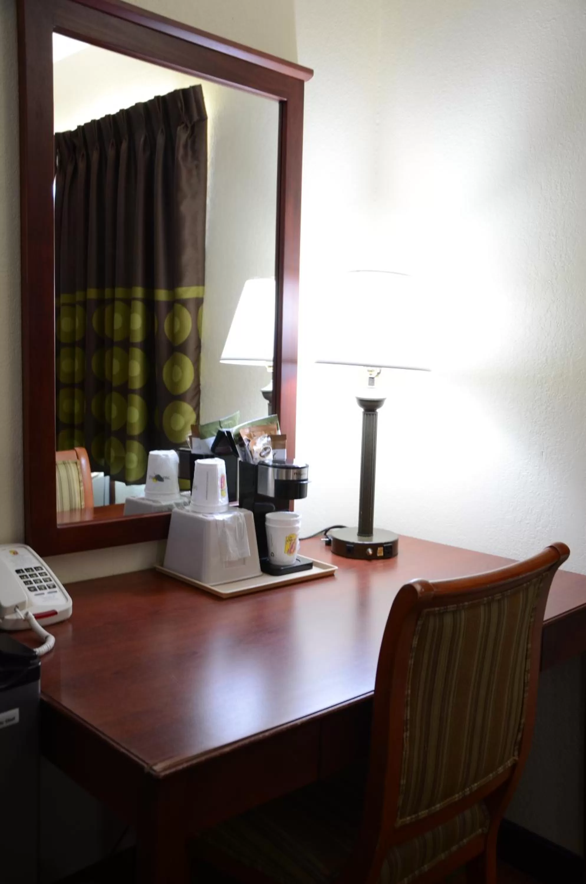 King Room - Non-Smoking in Quality Inn Oskaloosa