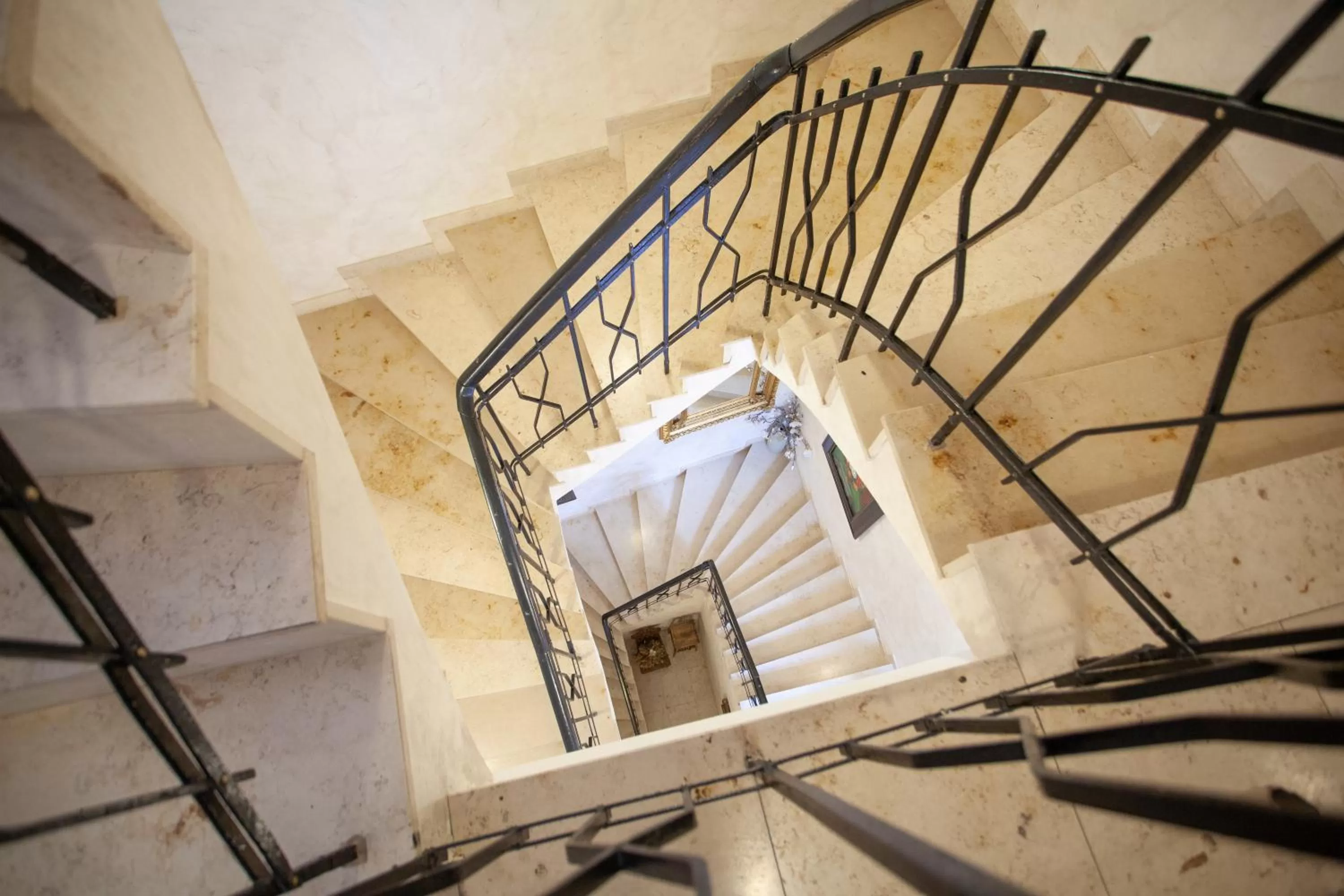 Area and facilities in Little King Hotel U Malvaze