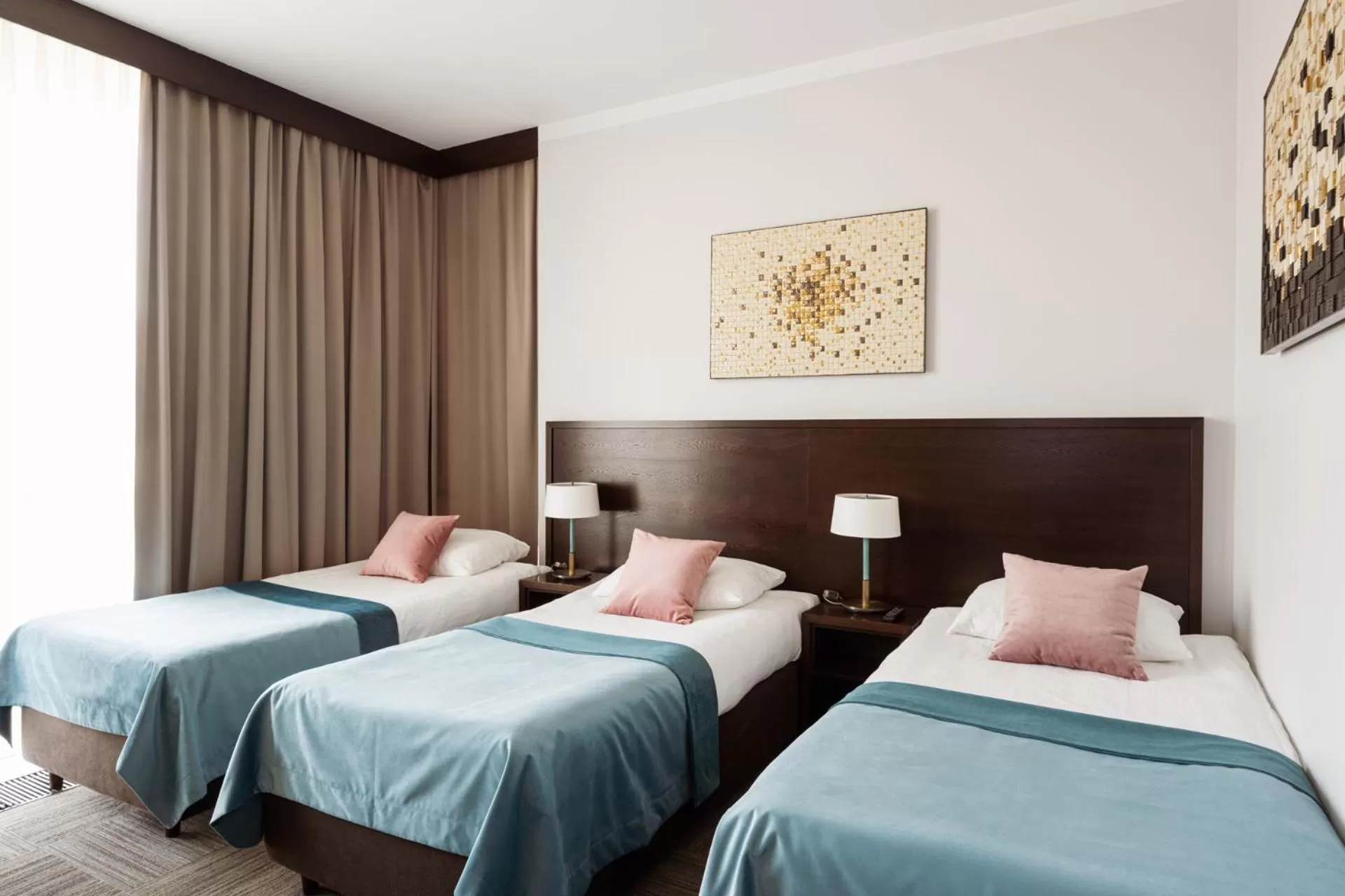 Photo of the whole room, Bed in Europeum Hotel