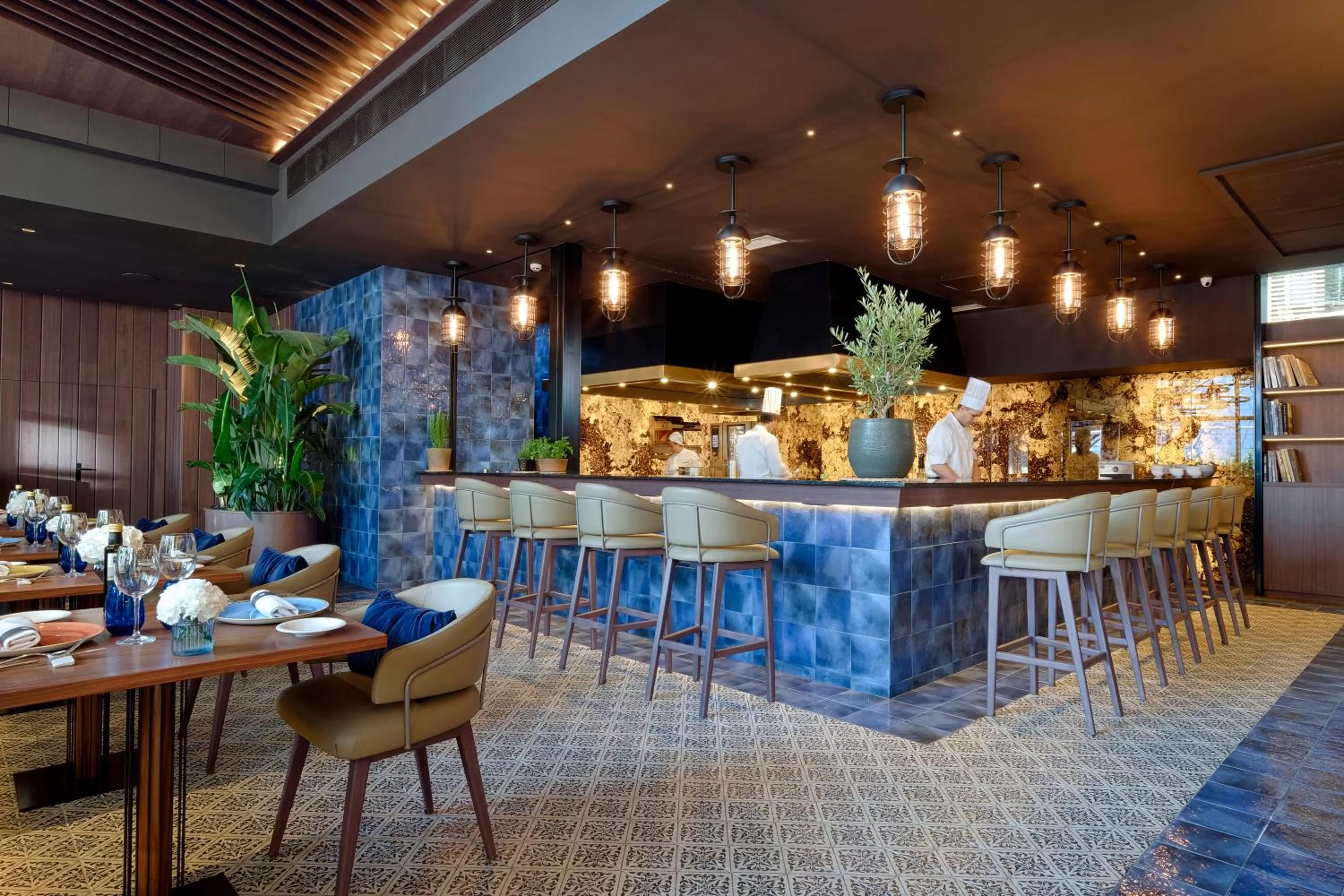 Restaurant/places to eat in Sofitel Barcelona Skipper
