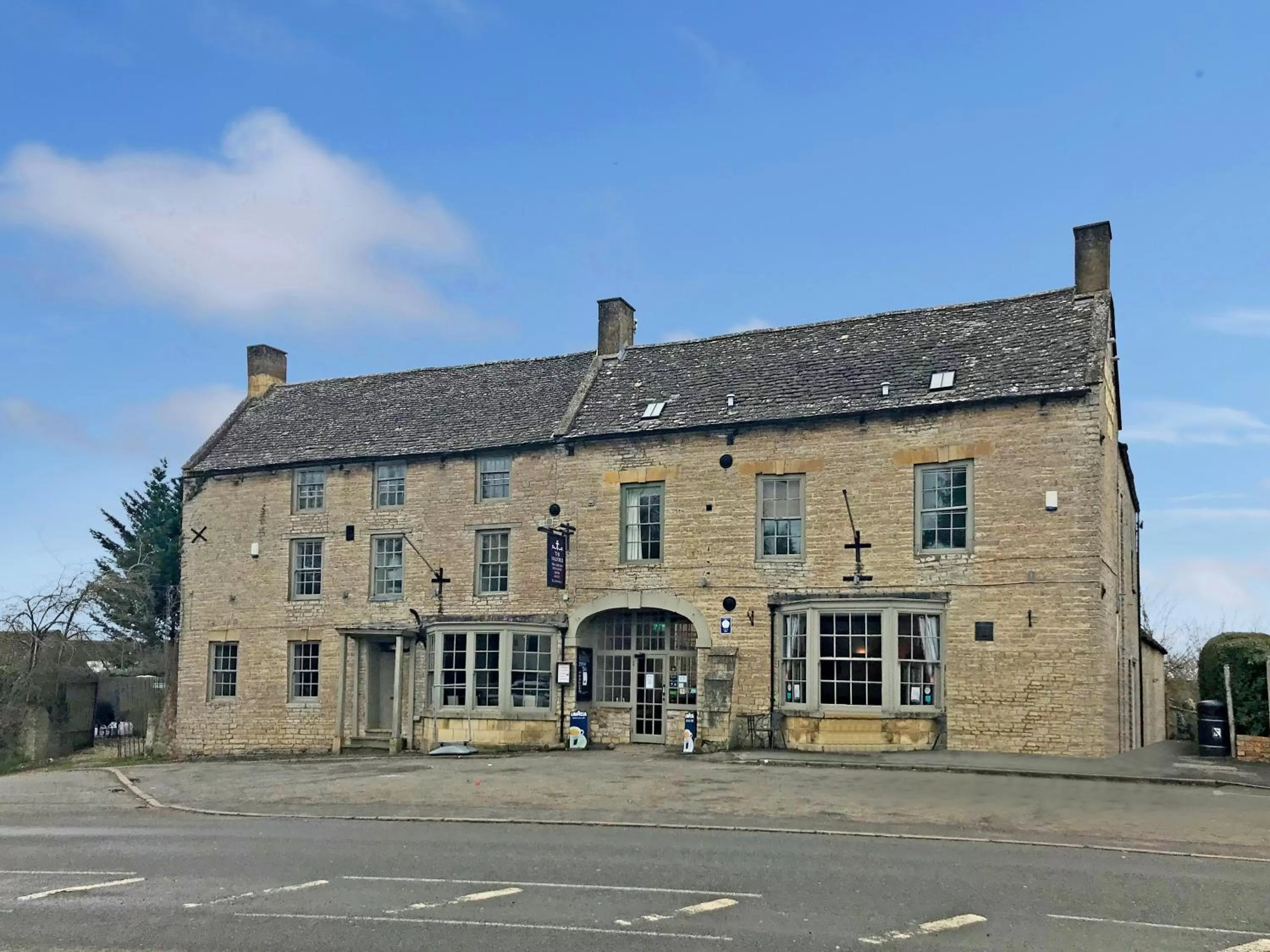 Property building in The Halford Bridge Inn