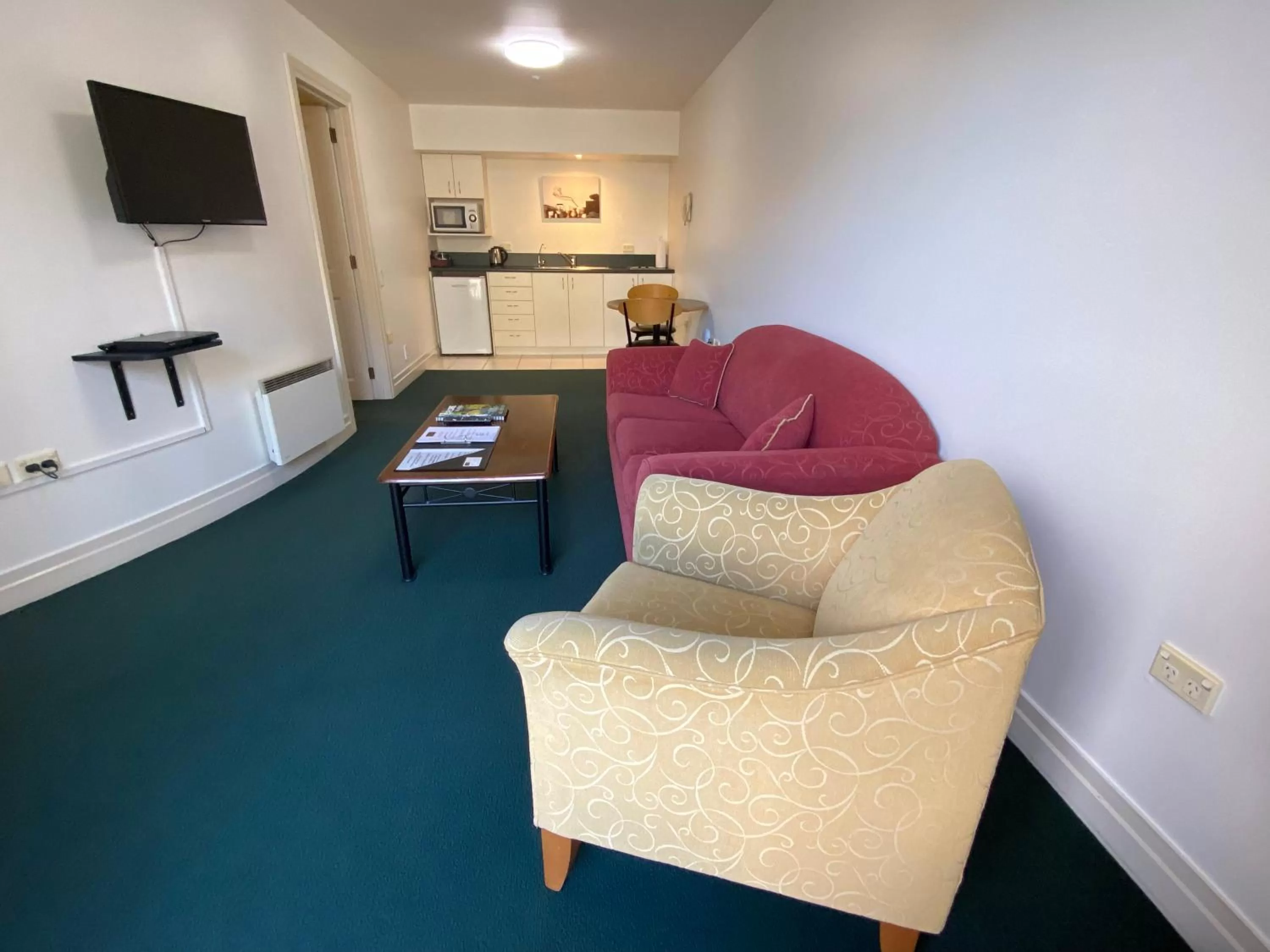 Living room in Motel On York