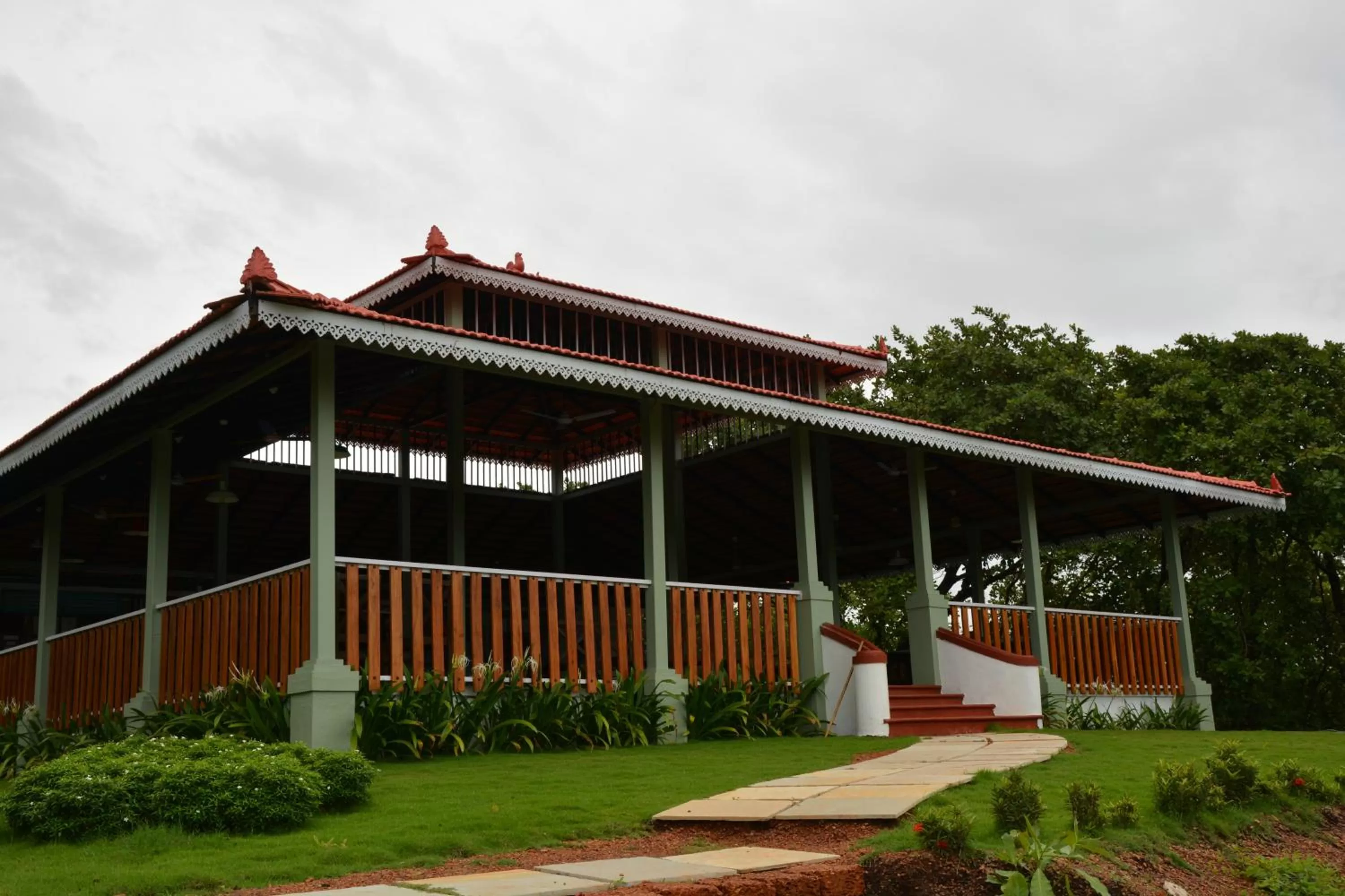 Restaurant/places to eat in Porsu