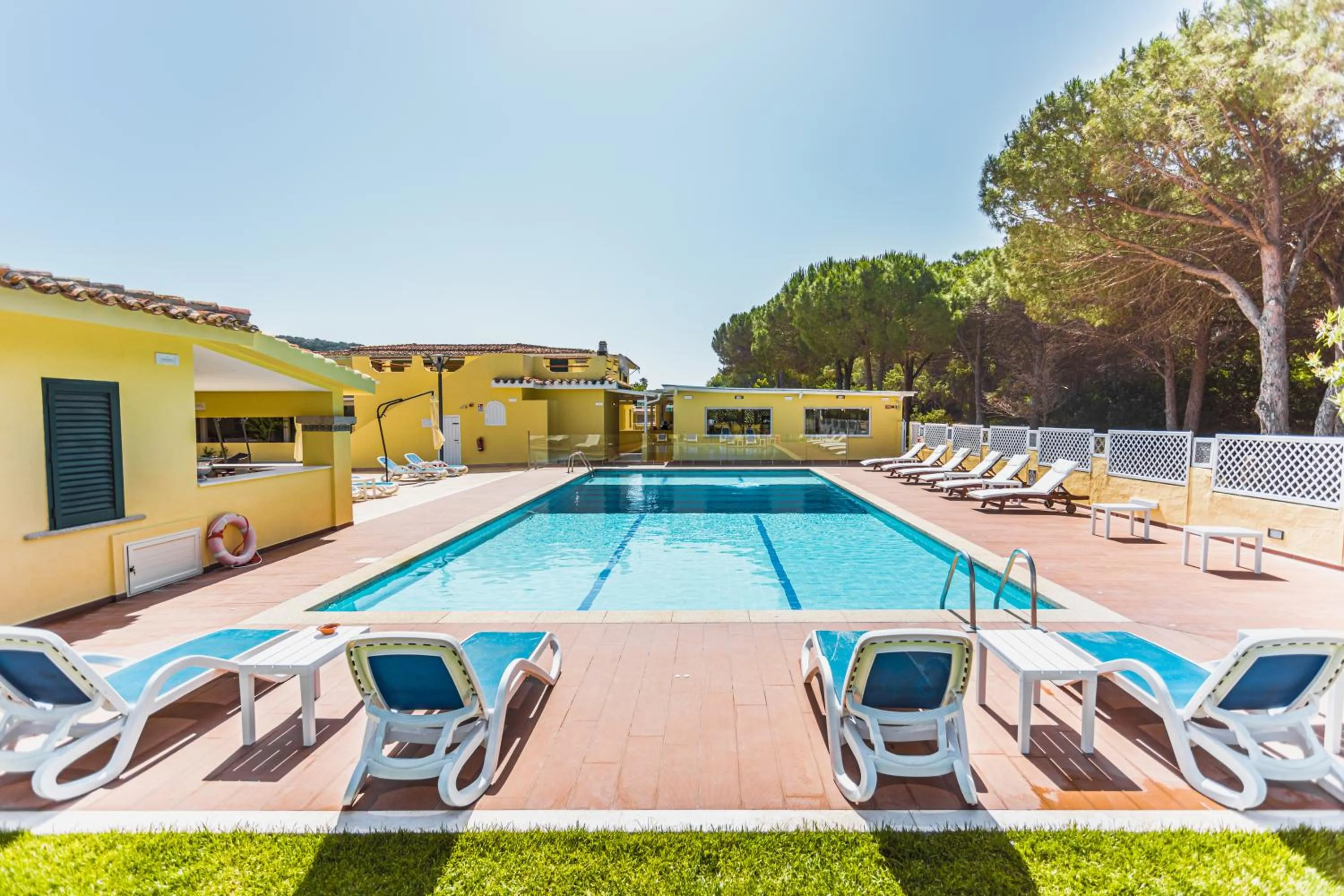 Swimming pool in Hotel Fiore Di Maggio