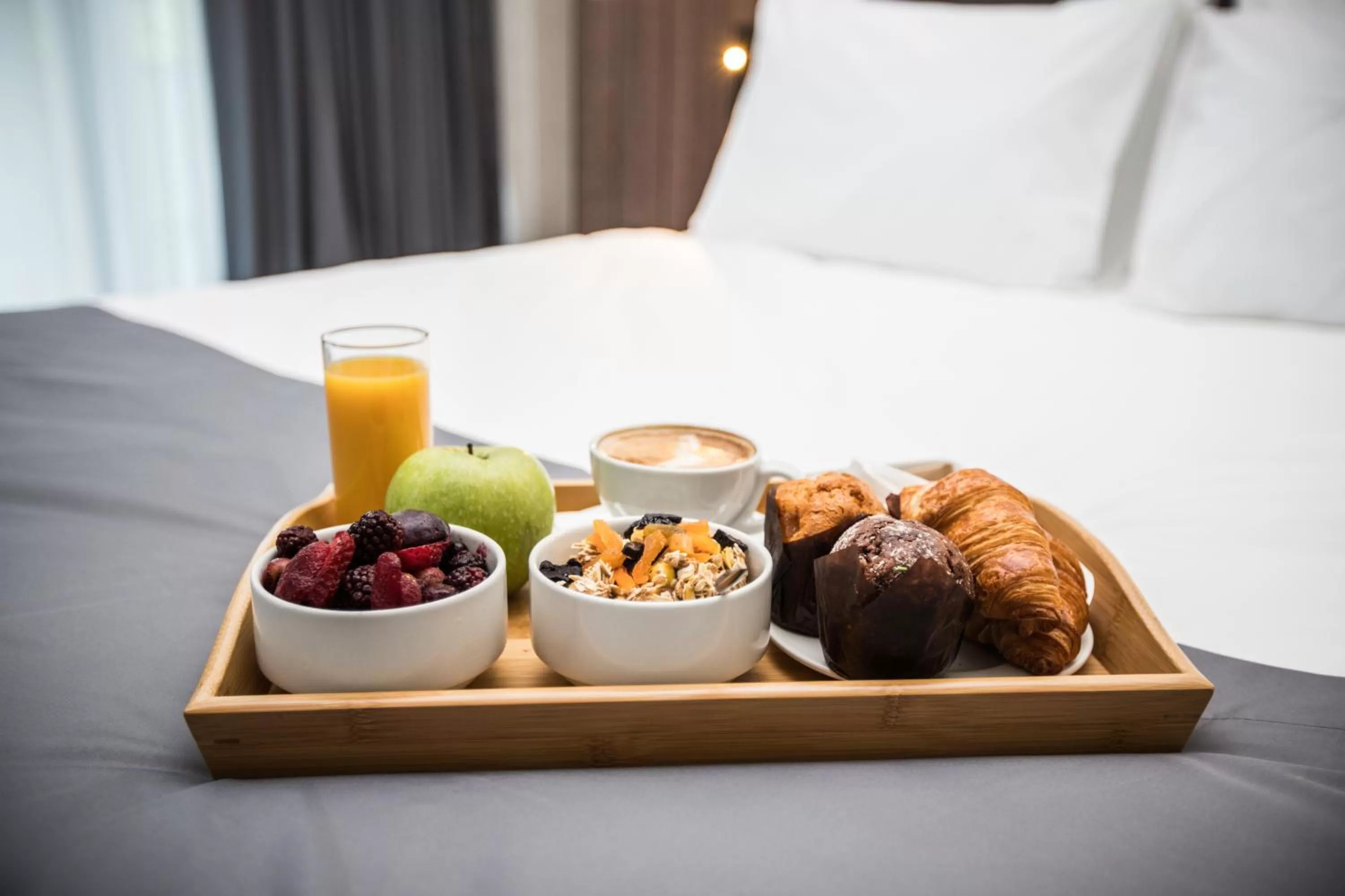Breakfast, Bed in Ramada Resort by Wyndham Puerto de Mazarron
