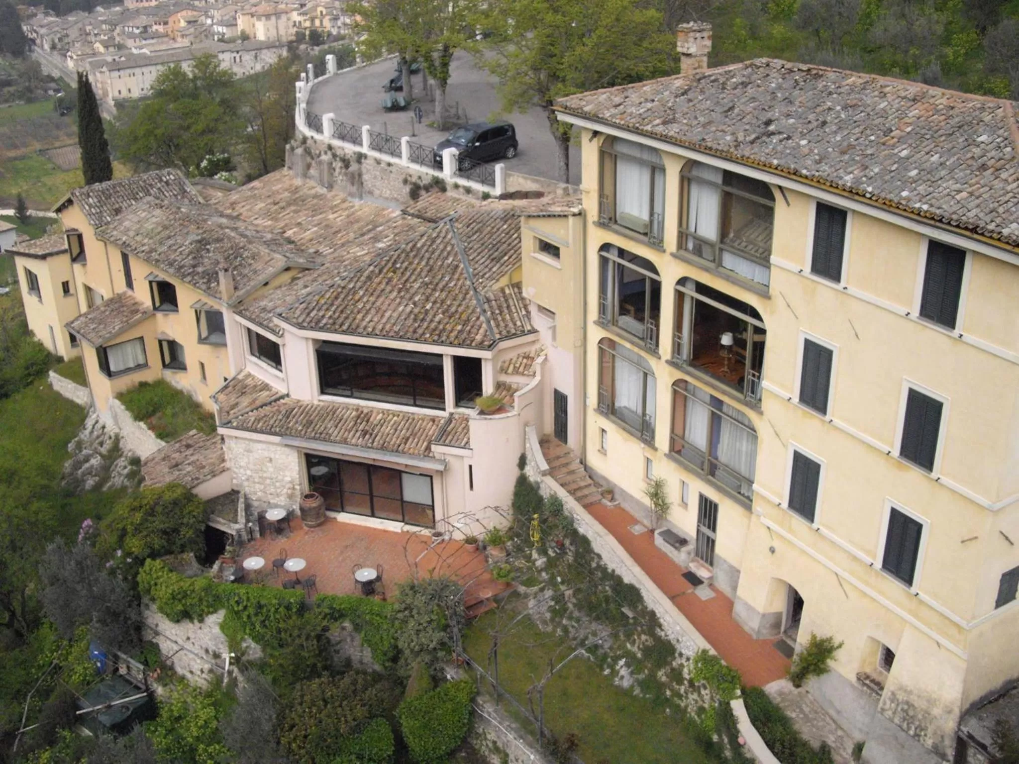 Property building in Hotel Gattapone