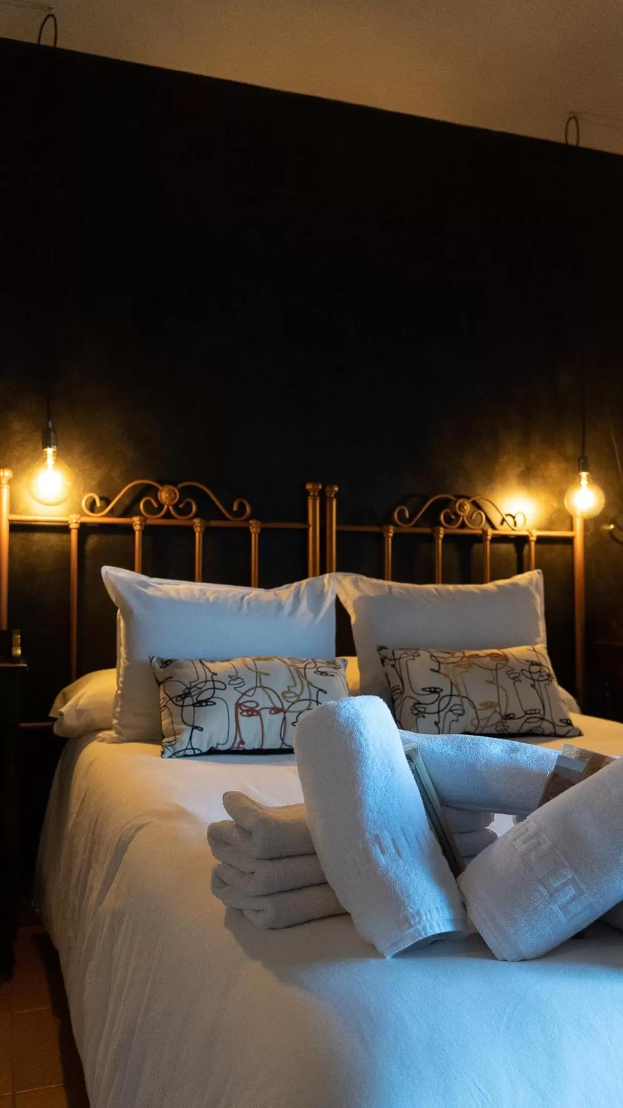 Bed in Hospedería Ballesteros