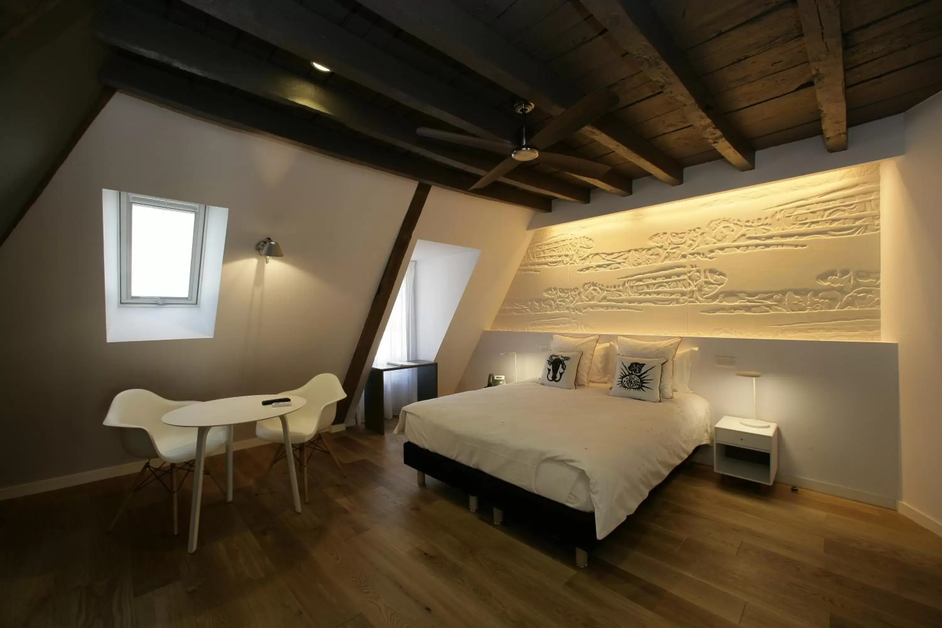 Suite with River View in Les Maisons du Pont - Charme & Caractère Suite with River View in Les Maisons du Pont - Charme & Caractère