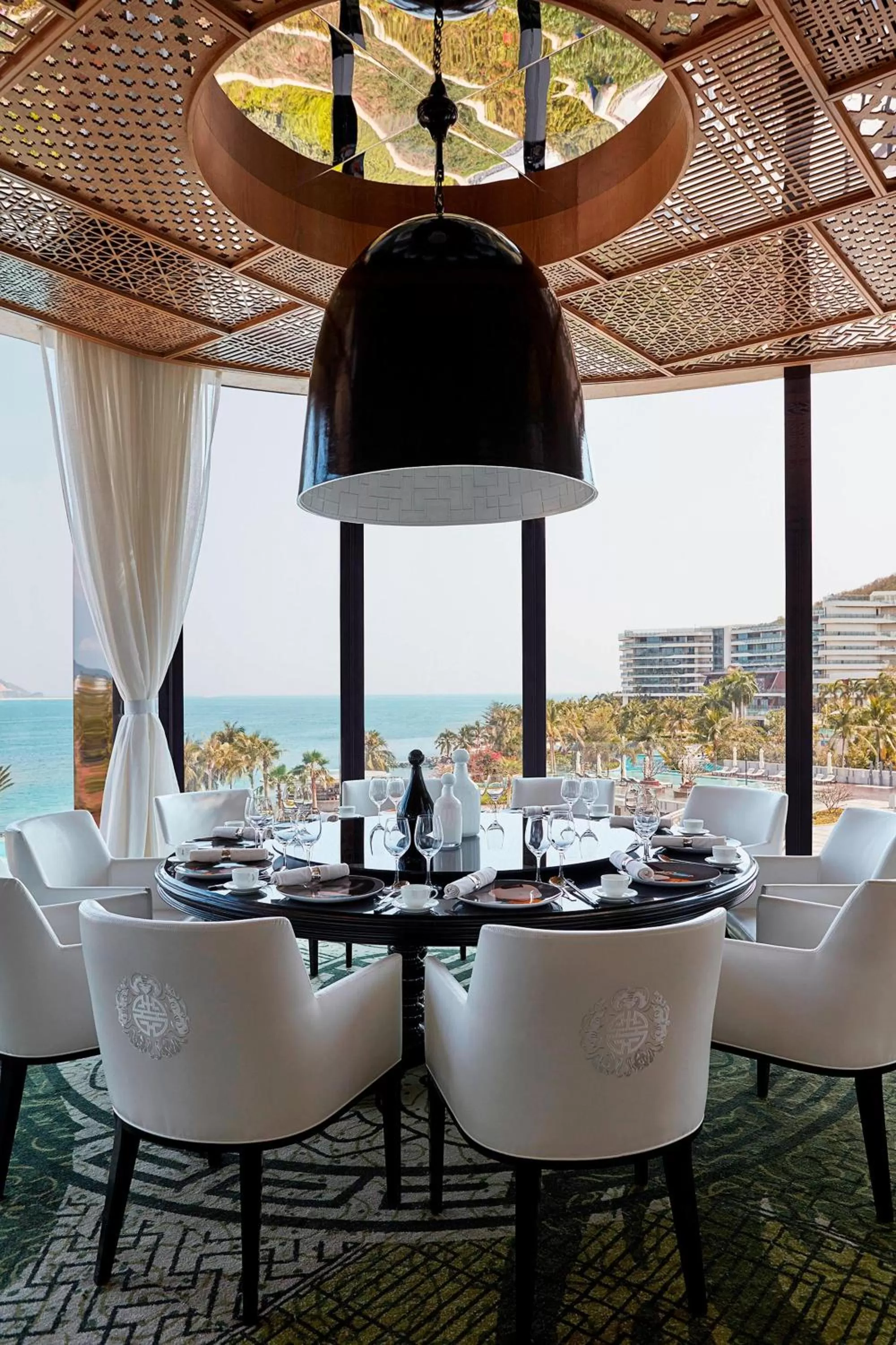 Restaurant/places to eat in The Shanhaitian Resort Sanya, Autograph Collection
