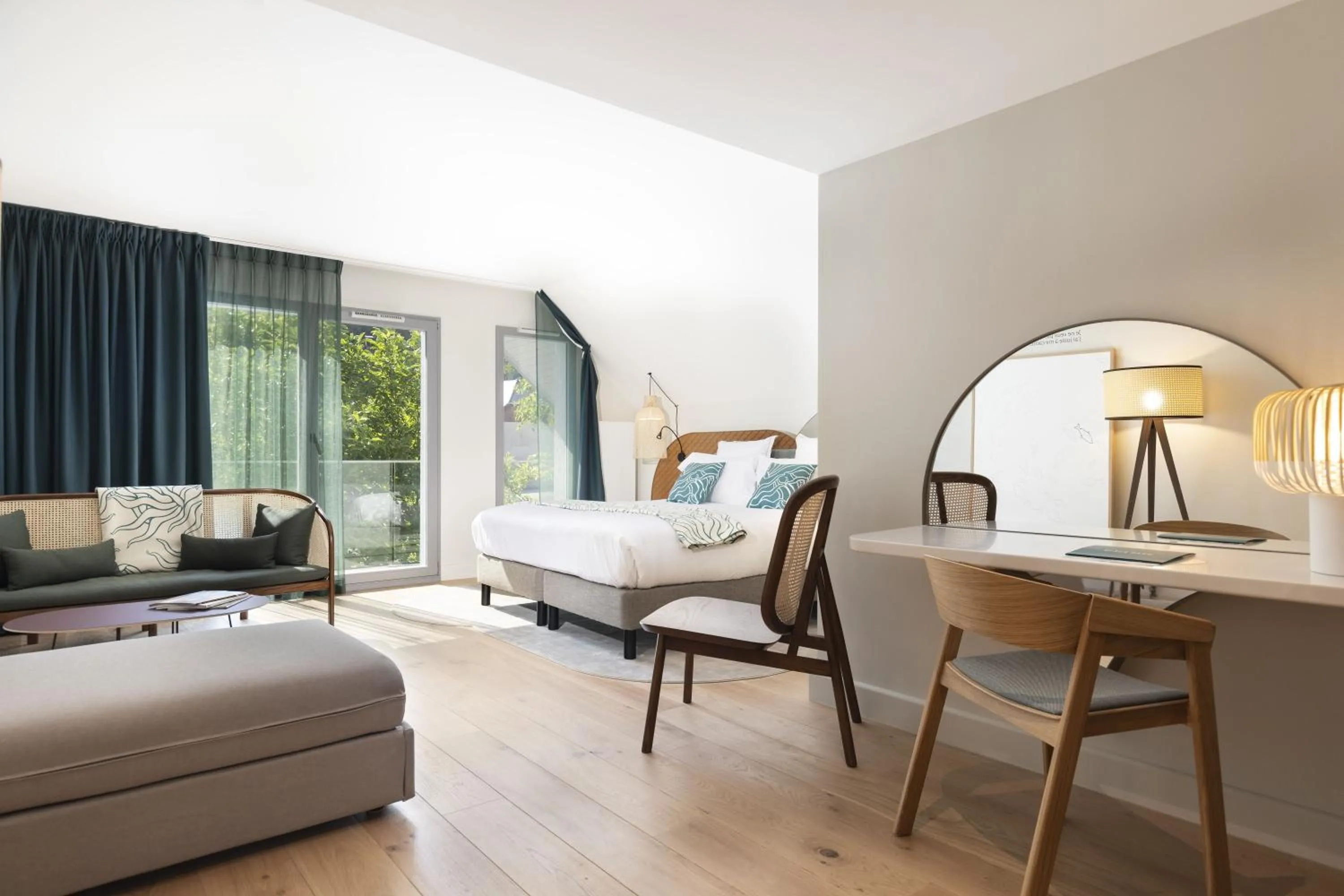 Photo of the whole room in Black Bass Hotel