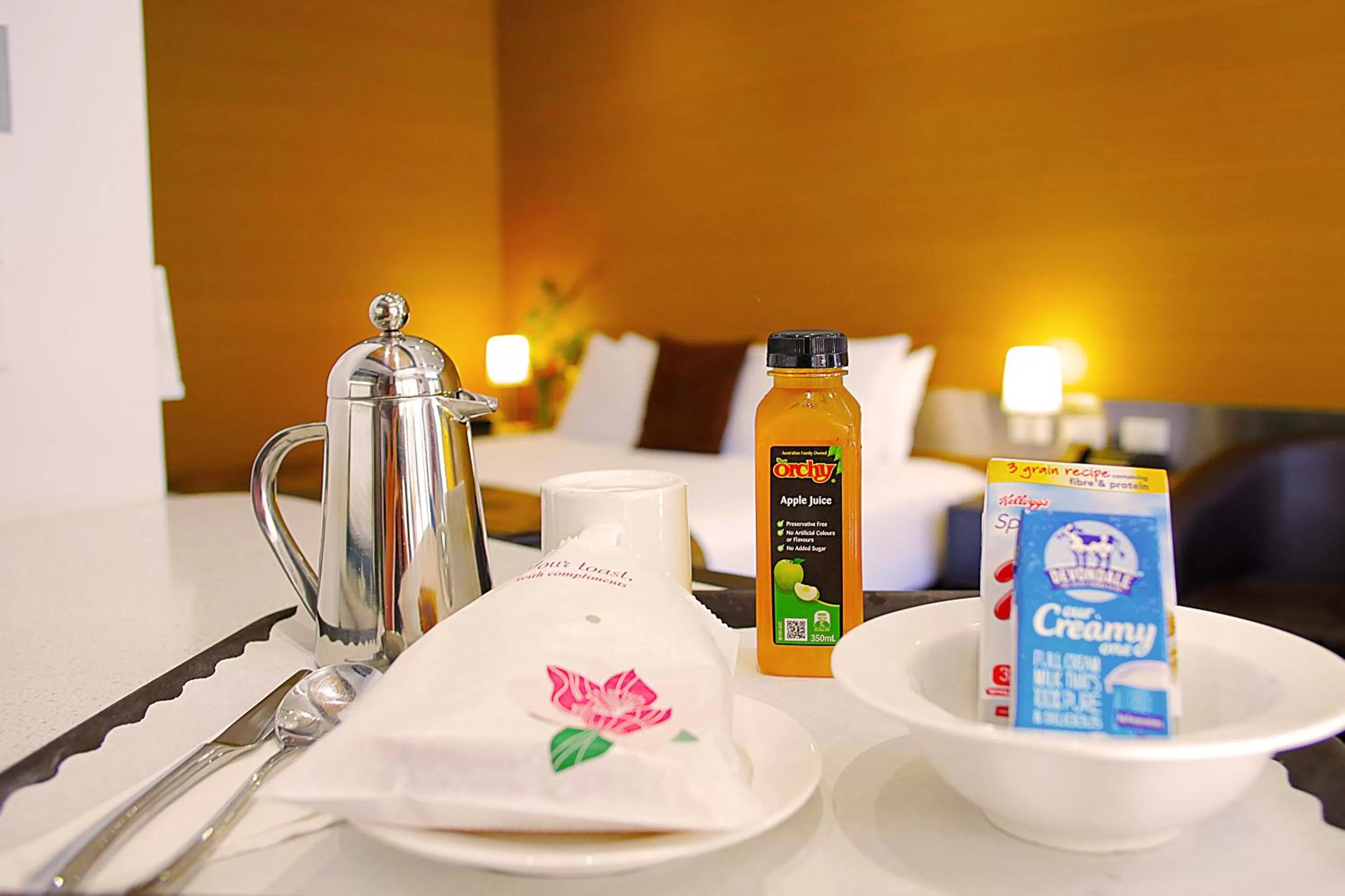 Food and drinks in Trip Motel Gatton