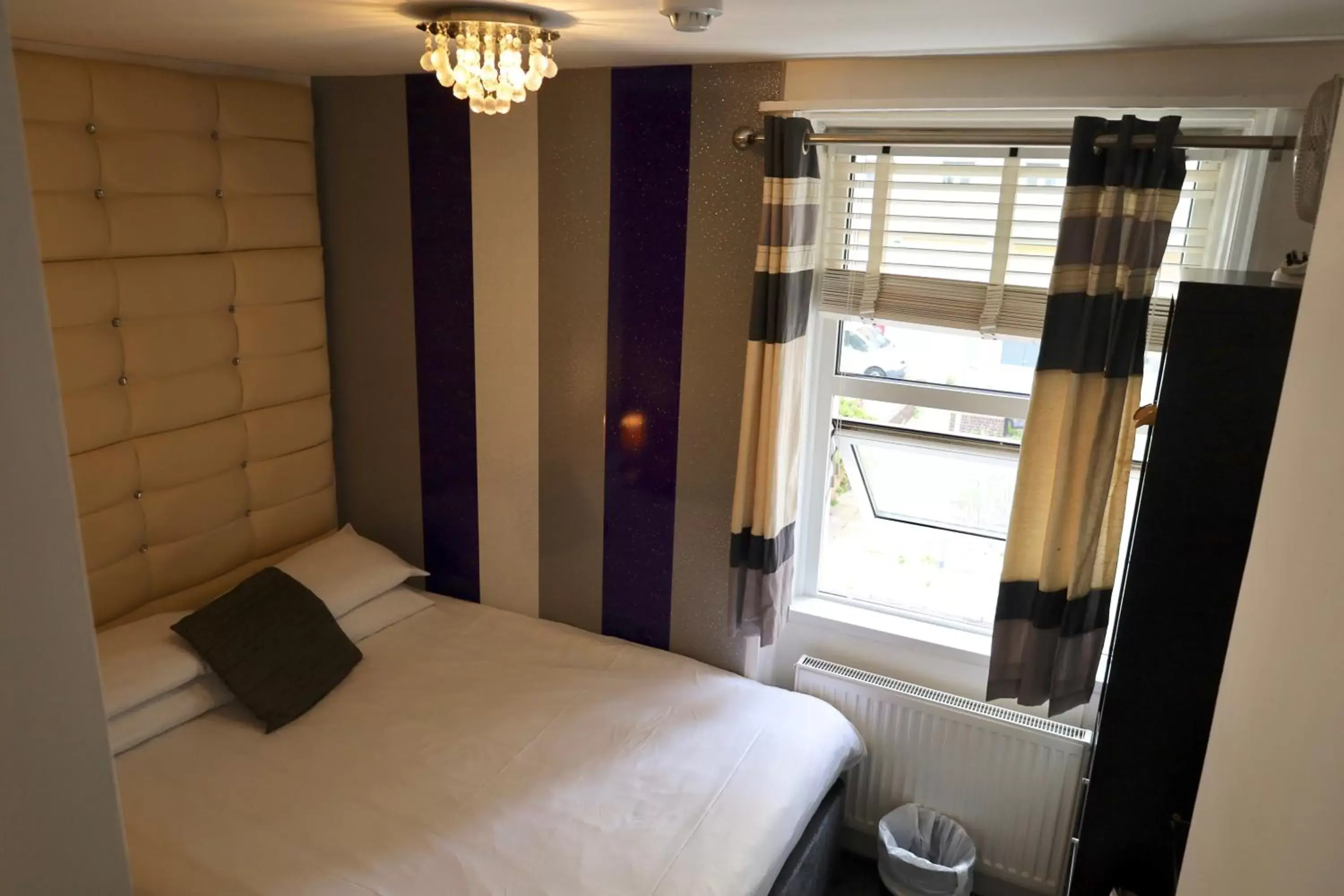 Small Double Room in Brighton Inn Boutique Guest Accommodation Small Double Room in Brighton Inn Boutique Guest Accommodation