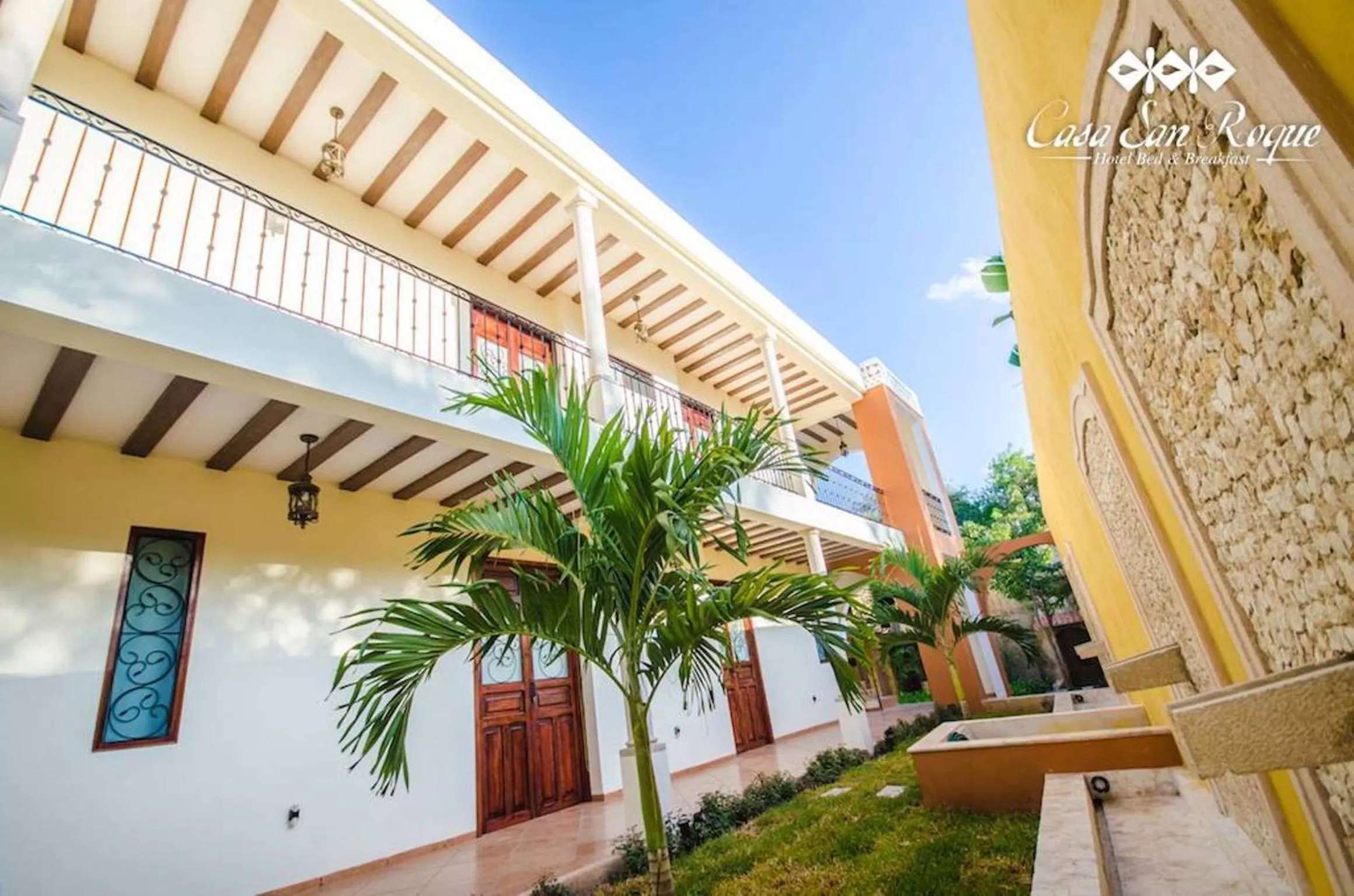 Garden in Casa San Roque Valladolid