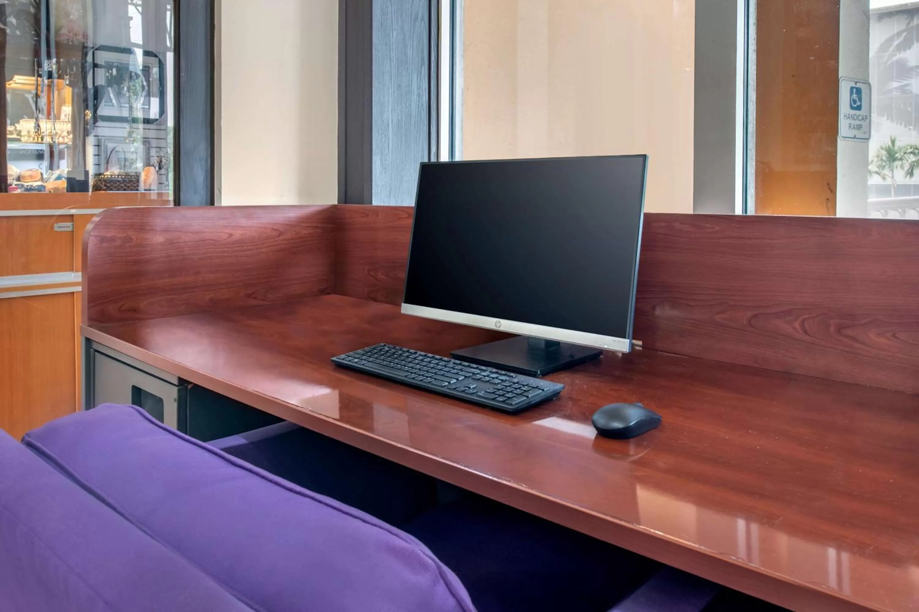 Business facilities in Ramada Plaza by Wyndham Marco Polo Beach Resort