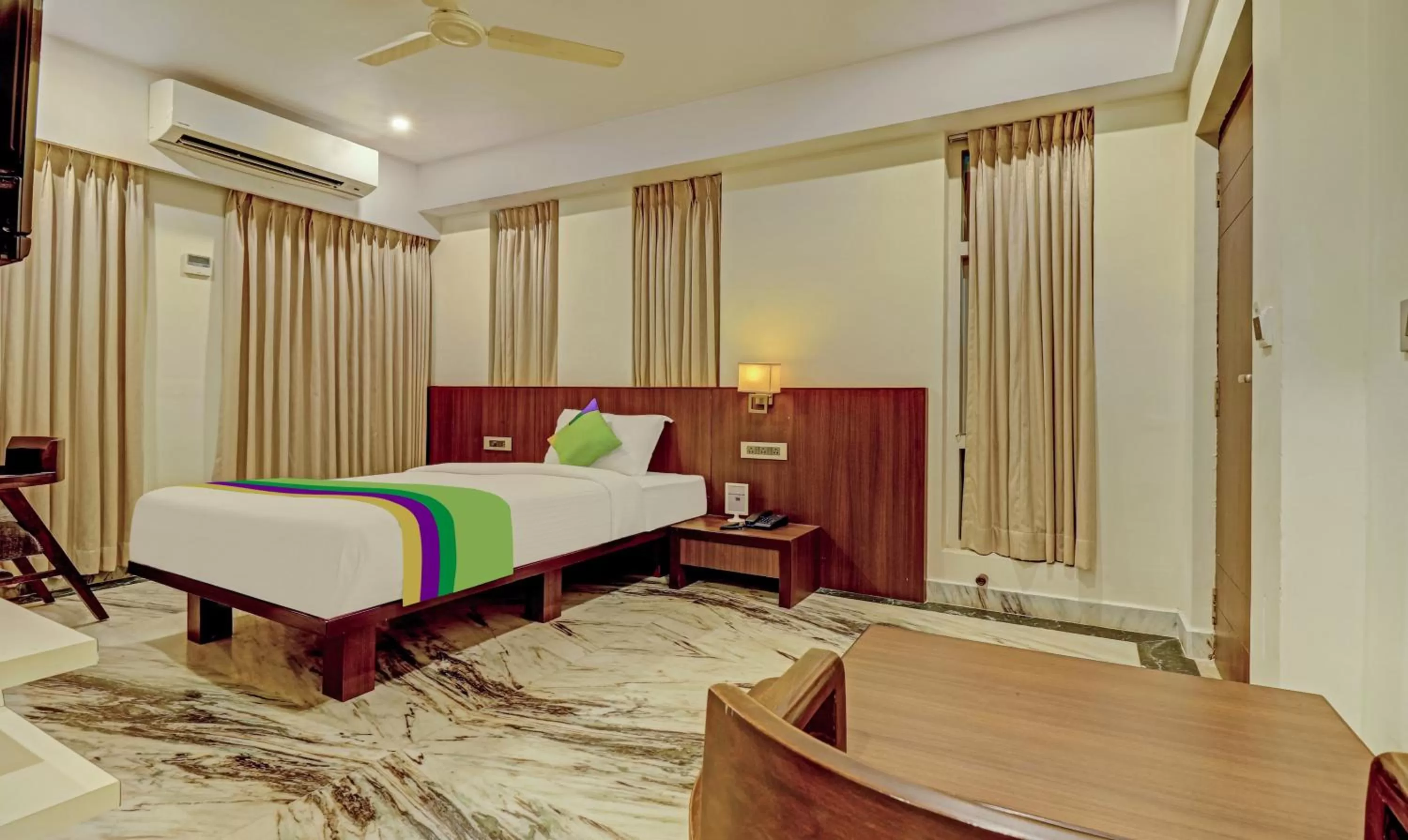 Bedroom, Bed in Treebo Seaesta RK Beach