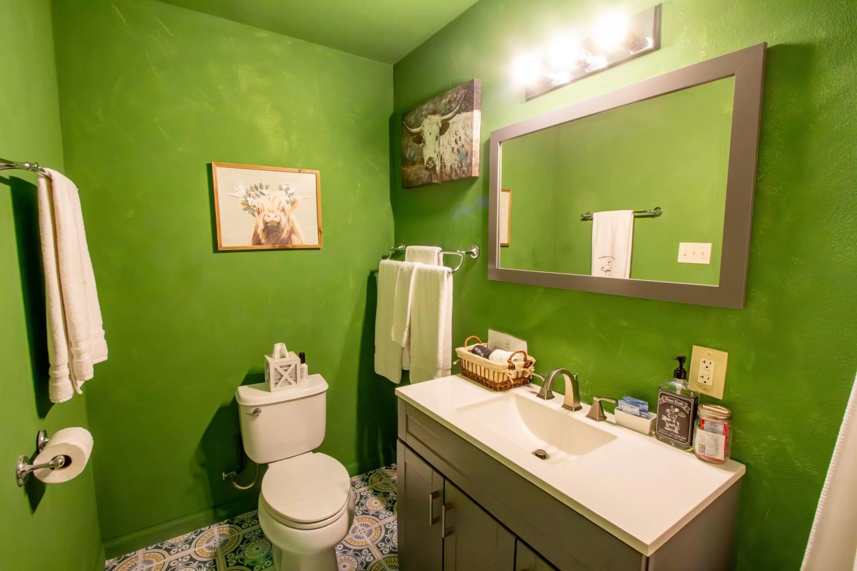 Bathroom in A Barn At The Quarry