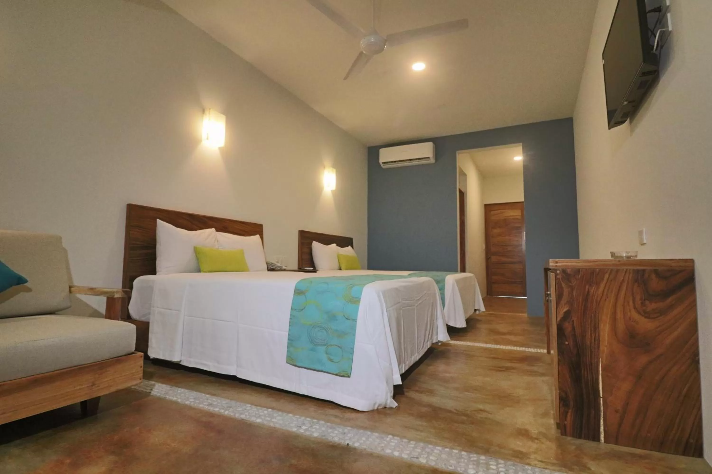 Bed in Punta Zicatela Hotel - Adults Only