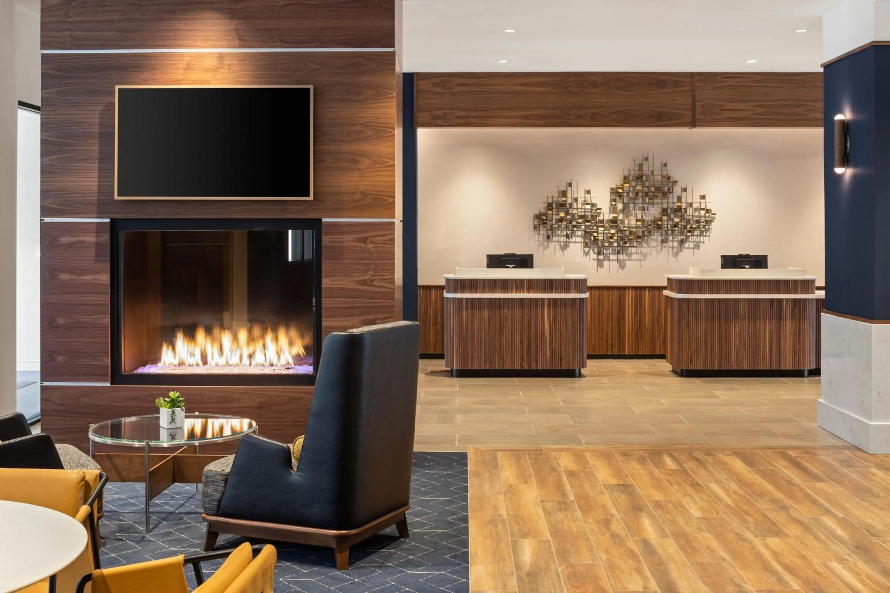 Lobby or reception in Courtyard by Marriott Owatonna Downtown