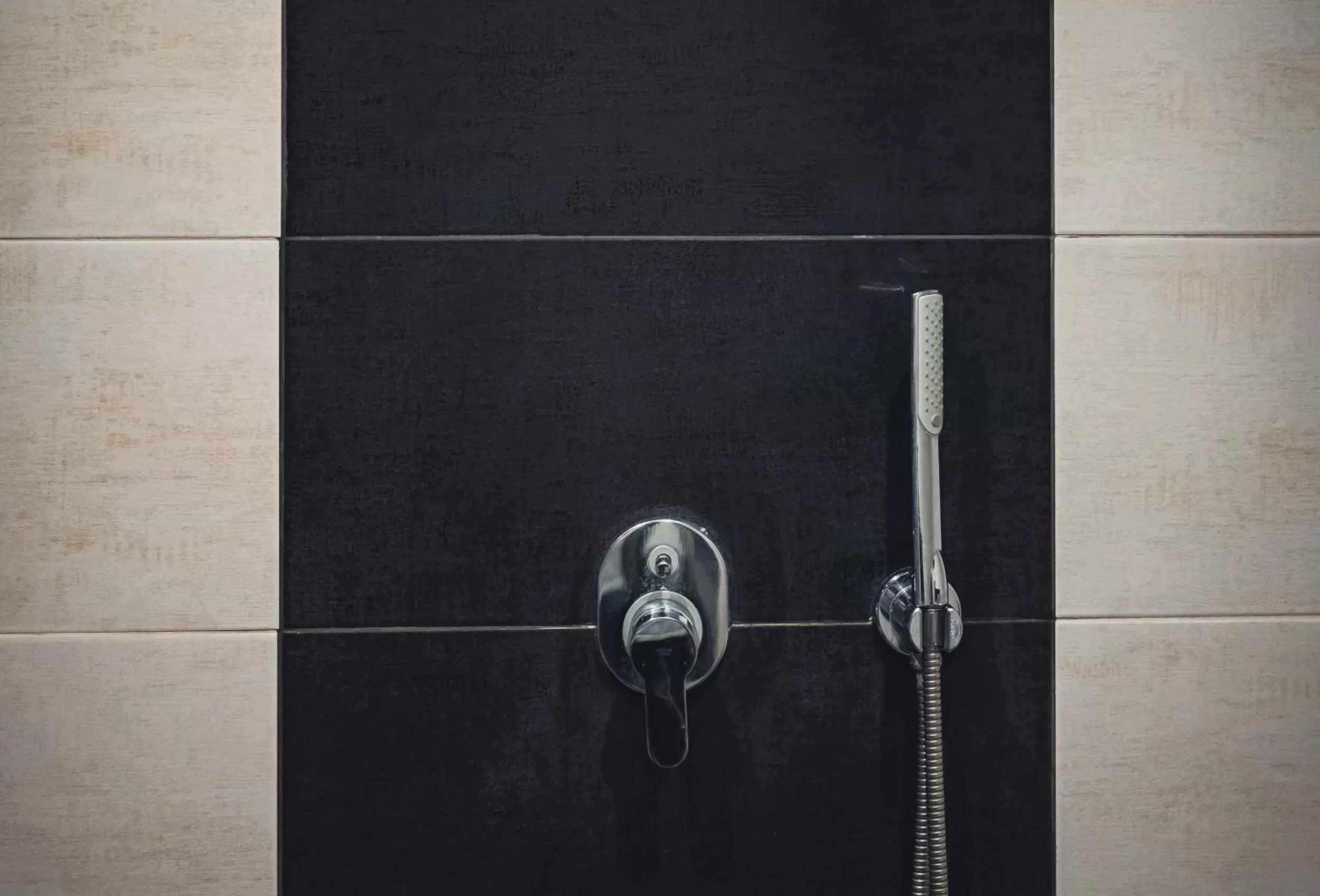 Shower in Pines Hotel