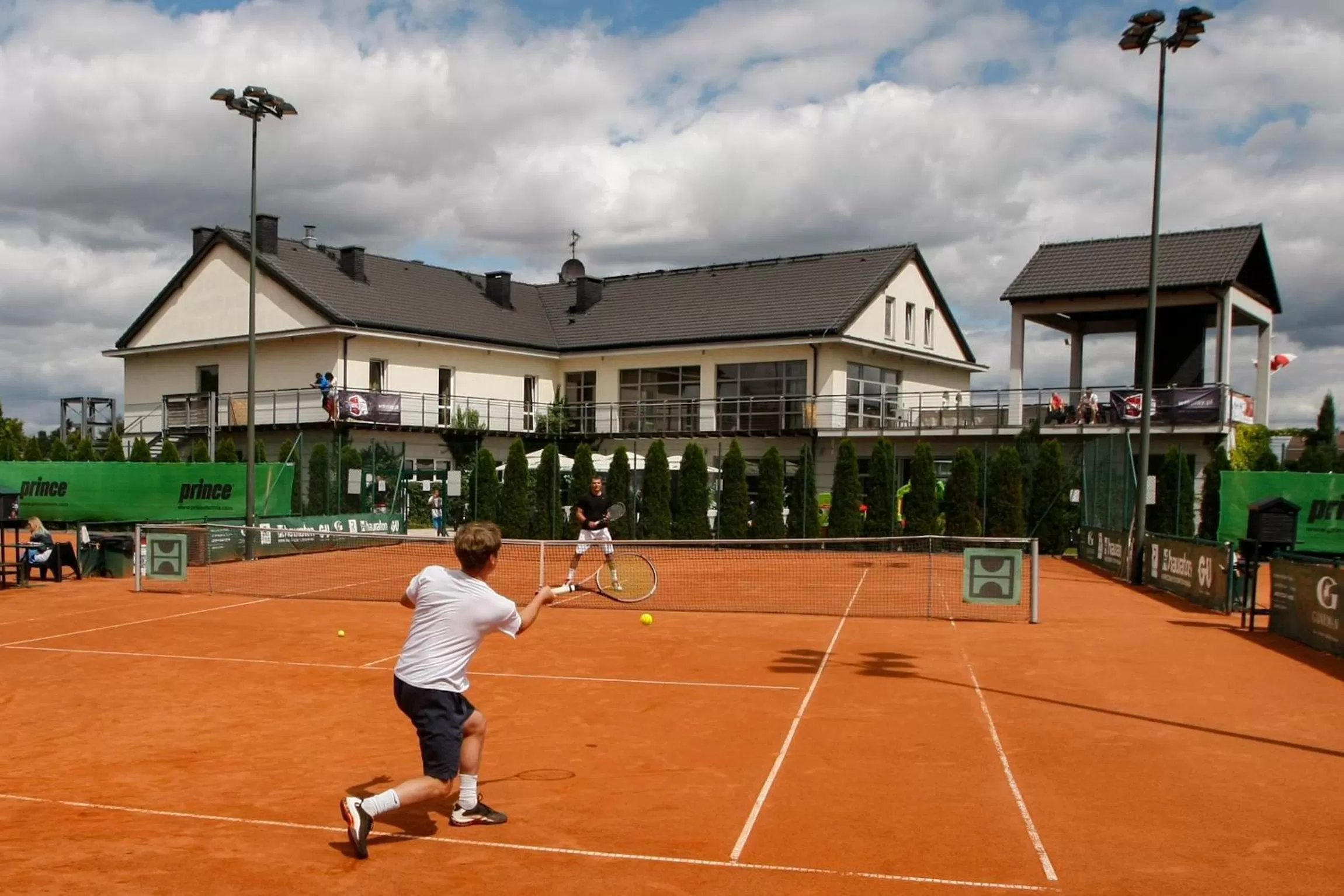 Property building in Hotel Restauracja Tenis Kortowo