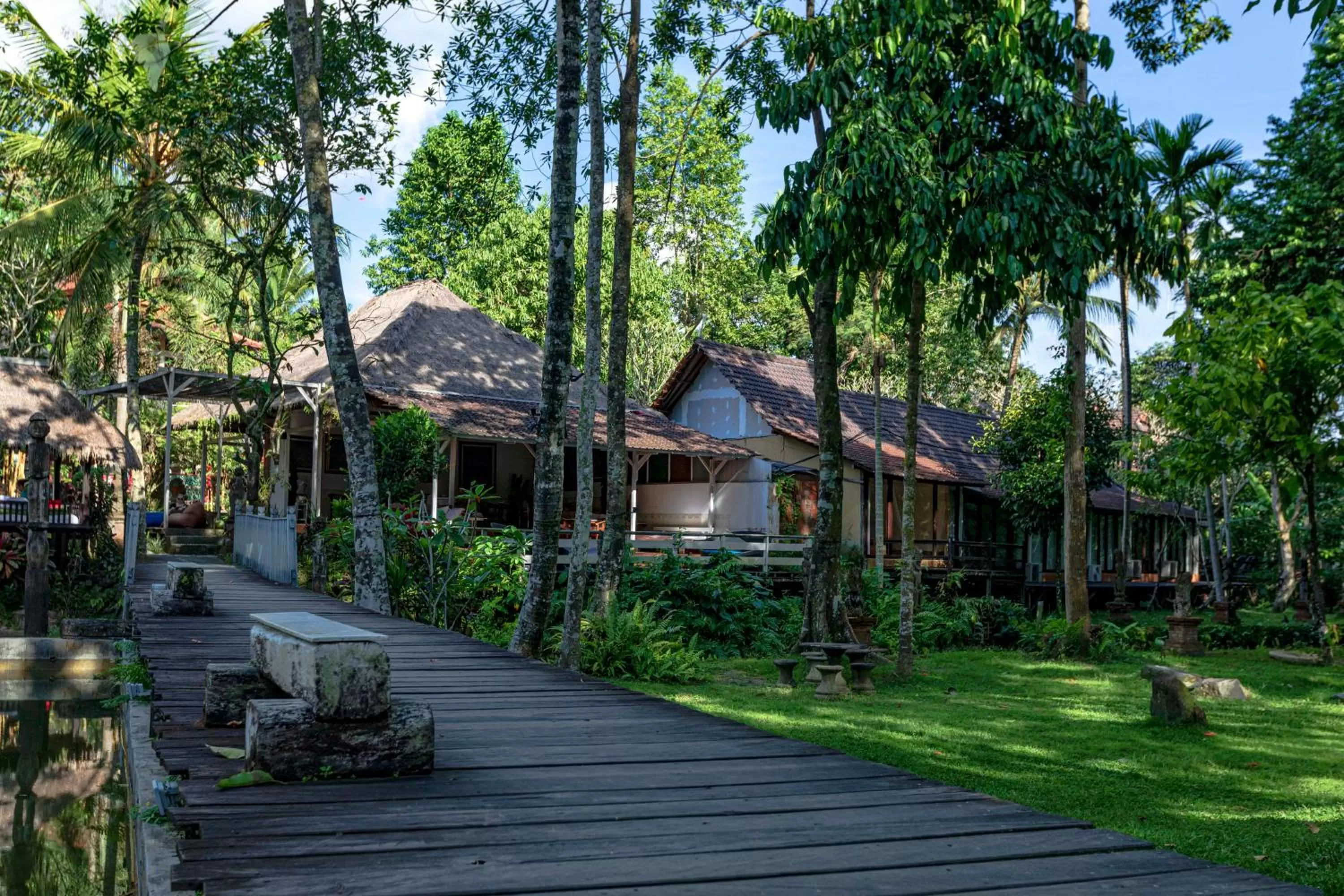 Property building in Ubud Sari Health Resort