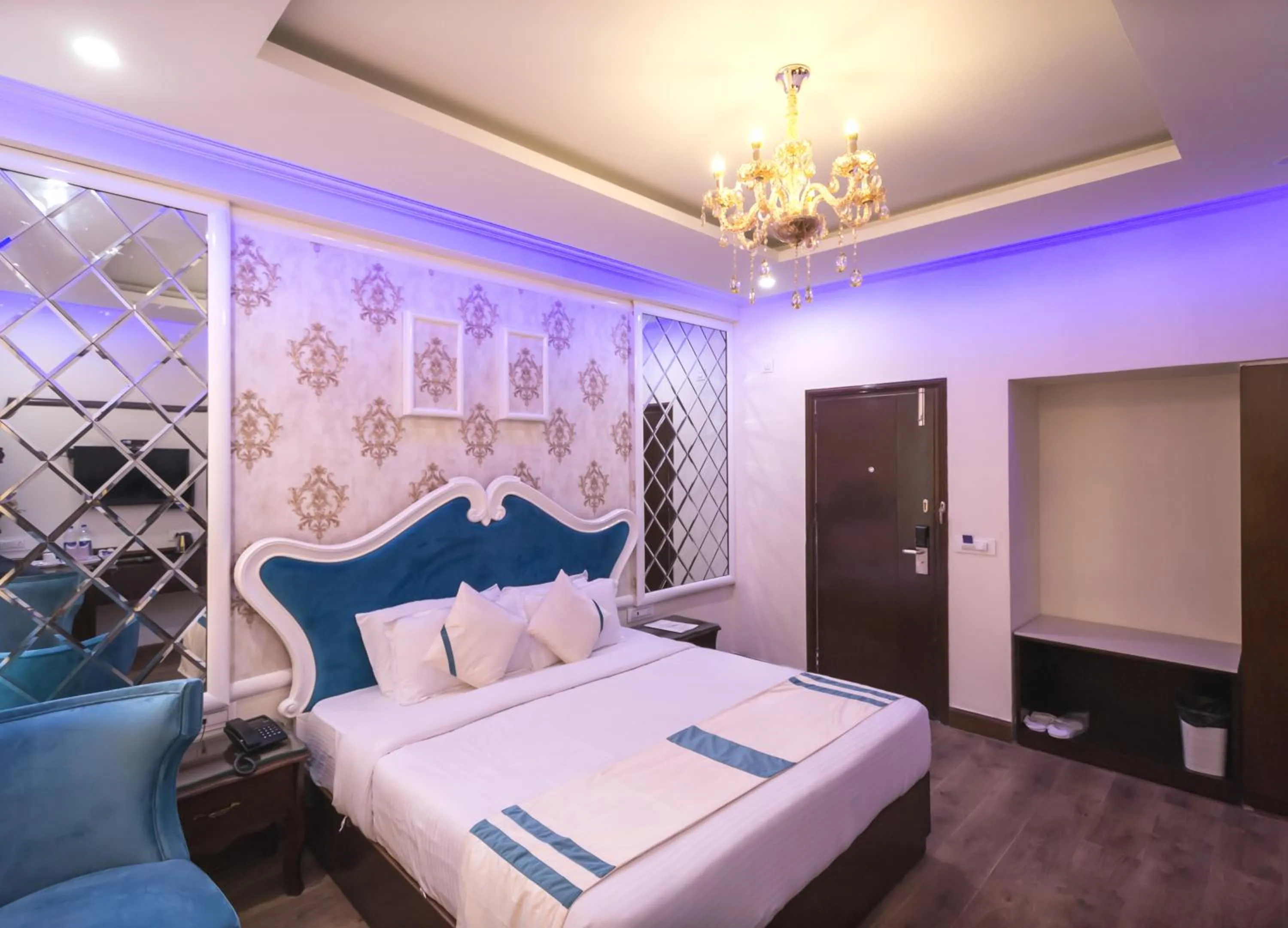 Photo of the whole room, Bed in The Highland Park - A Truly River side Resort