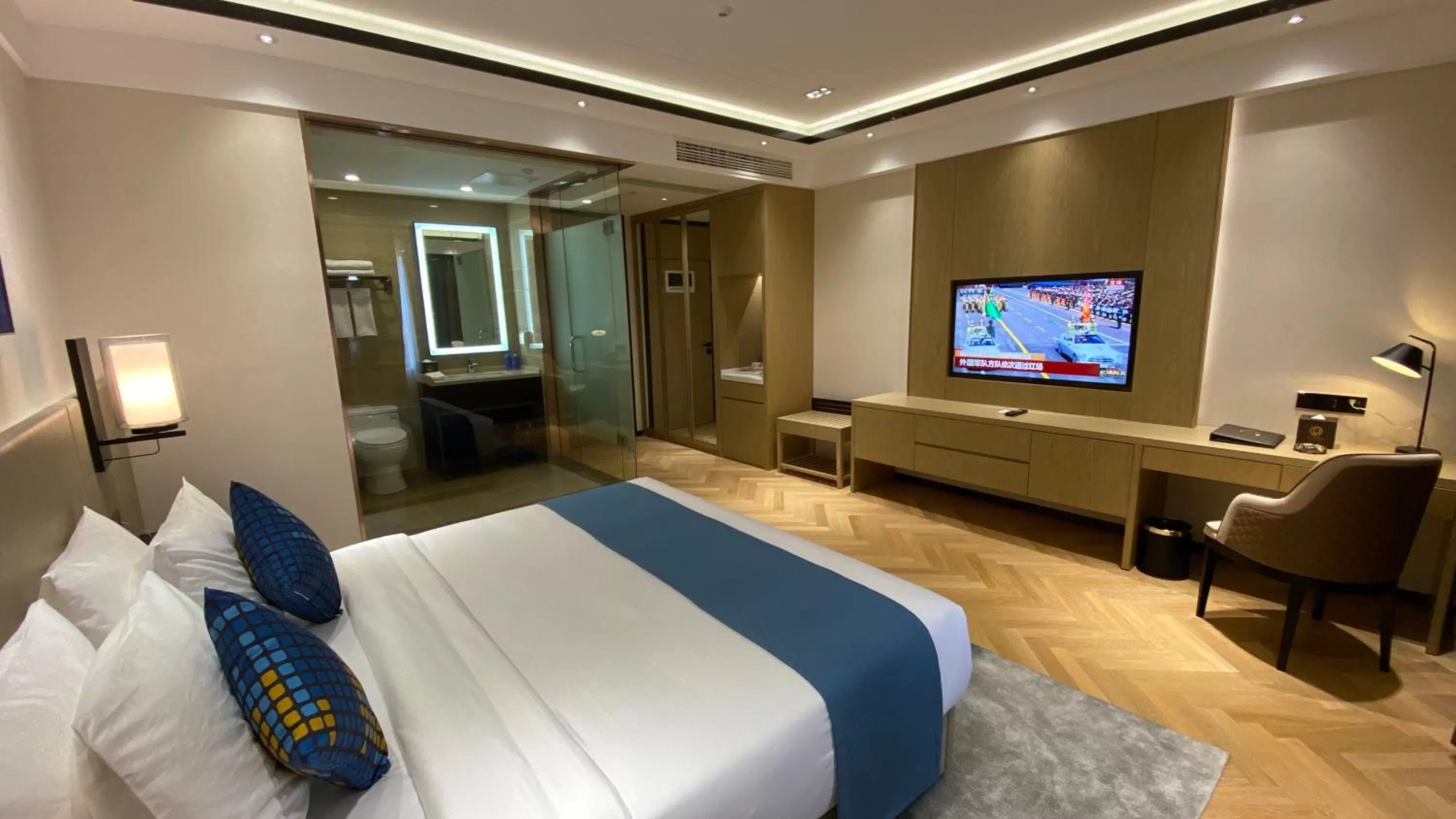 Photo of the whole room, Bed in Ocean Delight Boutique Hotel 海悦精品酒店