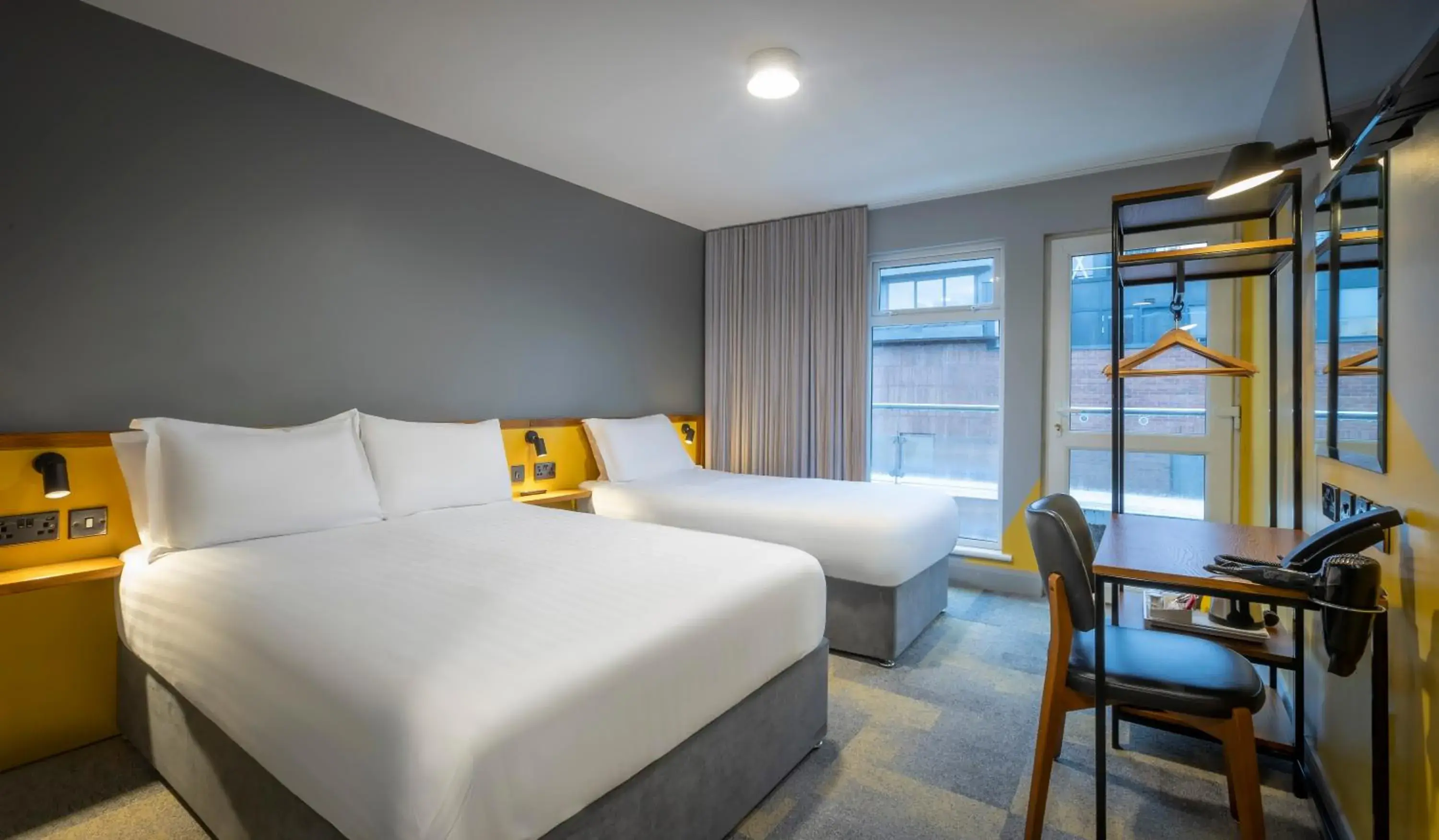 Fitzsimons Hotel Temple Bar Fitzsimons Hotel Temple Bar