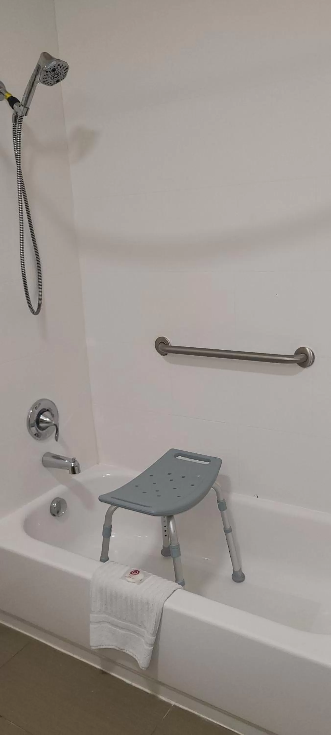 Bath in Comfort Suites New Braunfels - San Antonio Area