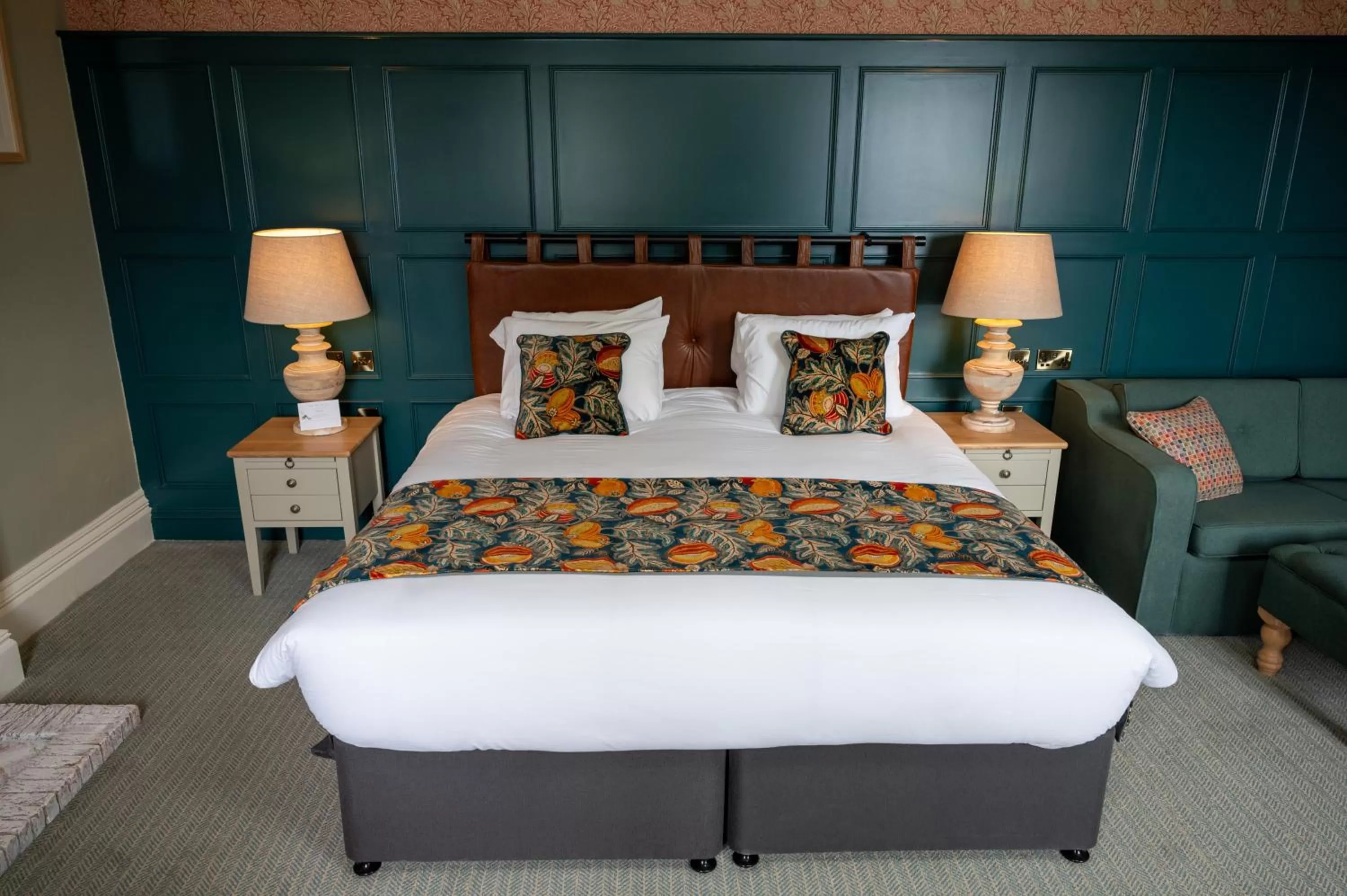 Bed in The Royal Inn by Chef & Brewer Collection