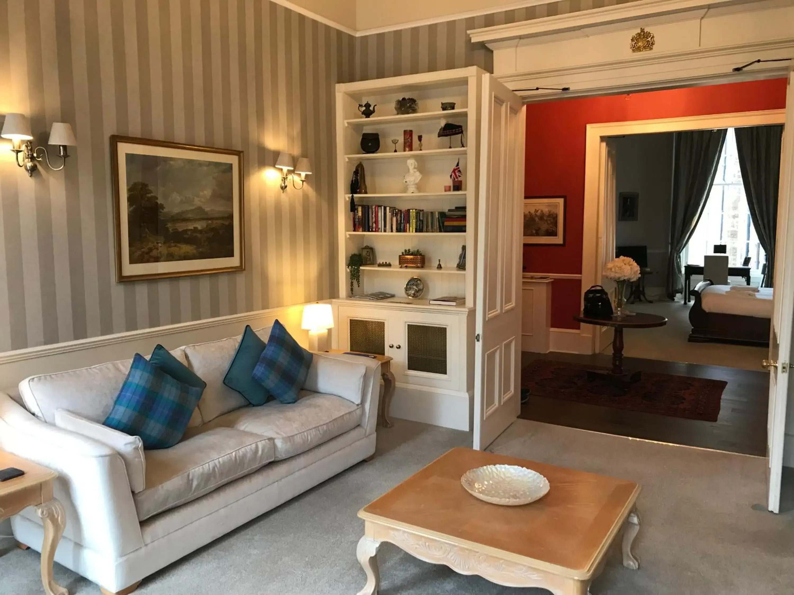 Escape To Edinburgh @ Albyn Place Escape To Edinburgh @ Albyn Place